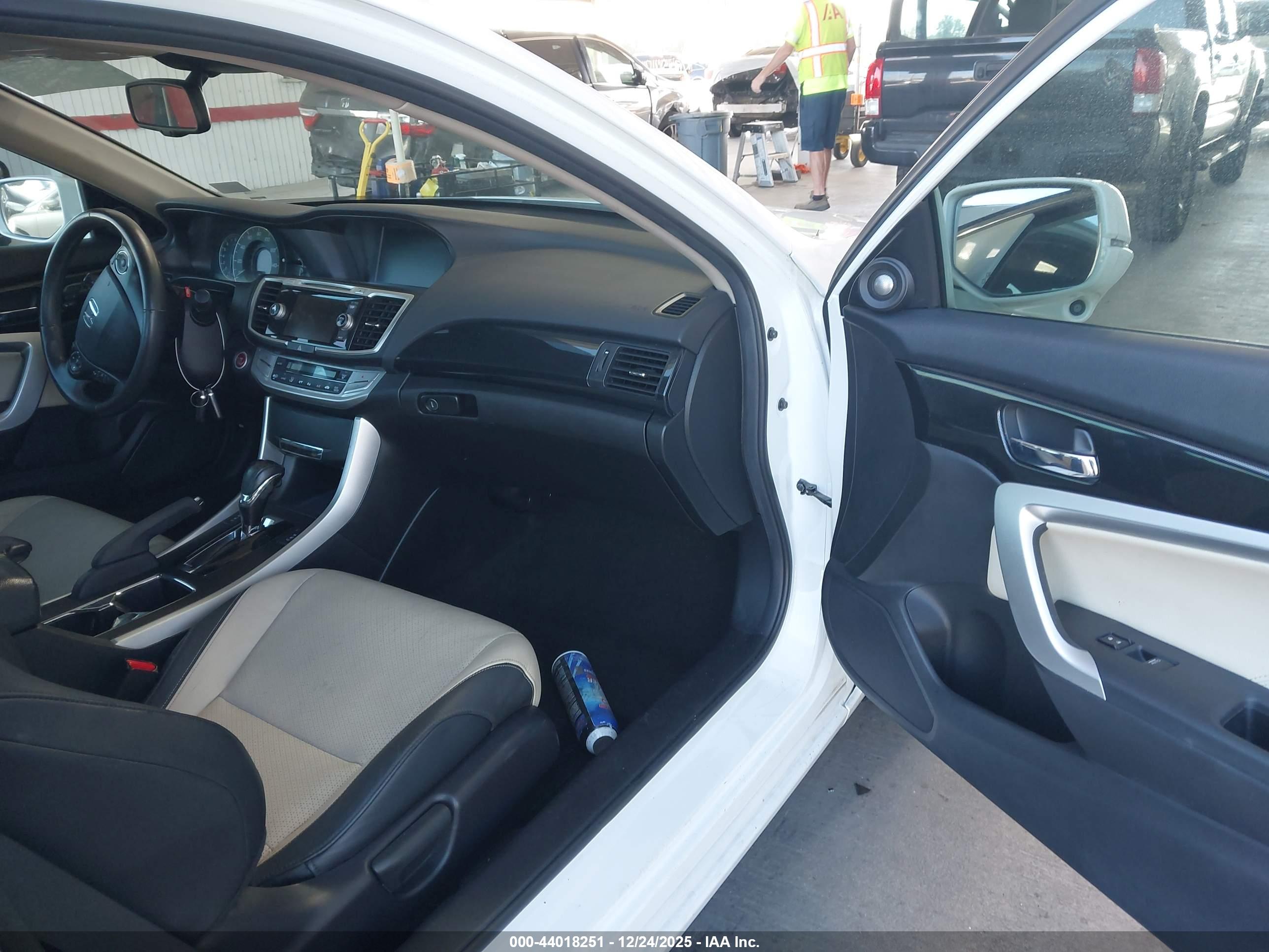 HONDA ACCORD image 5