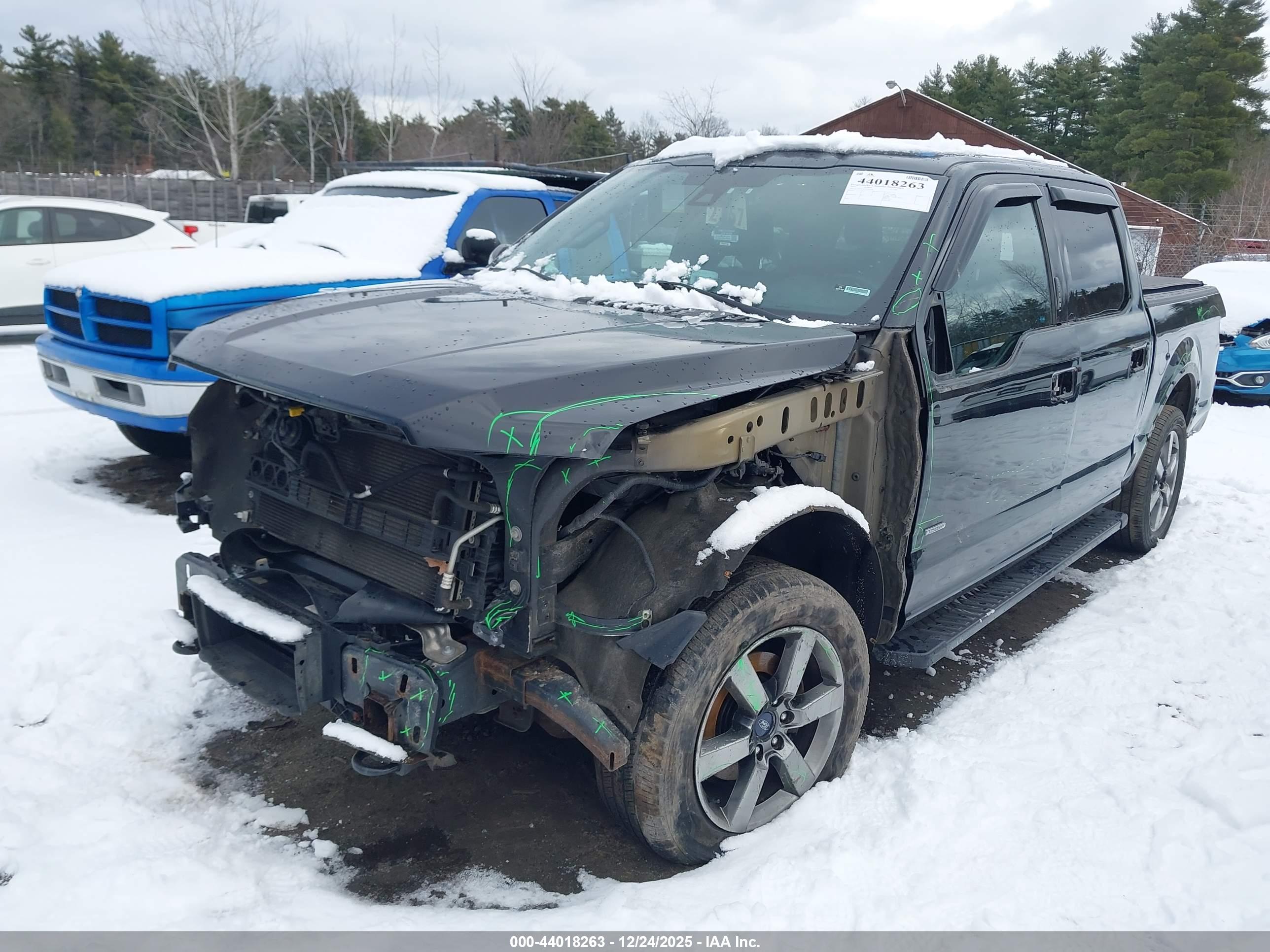 FORD F-150 image 2