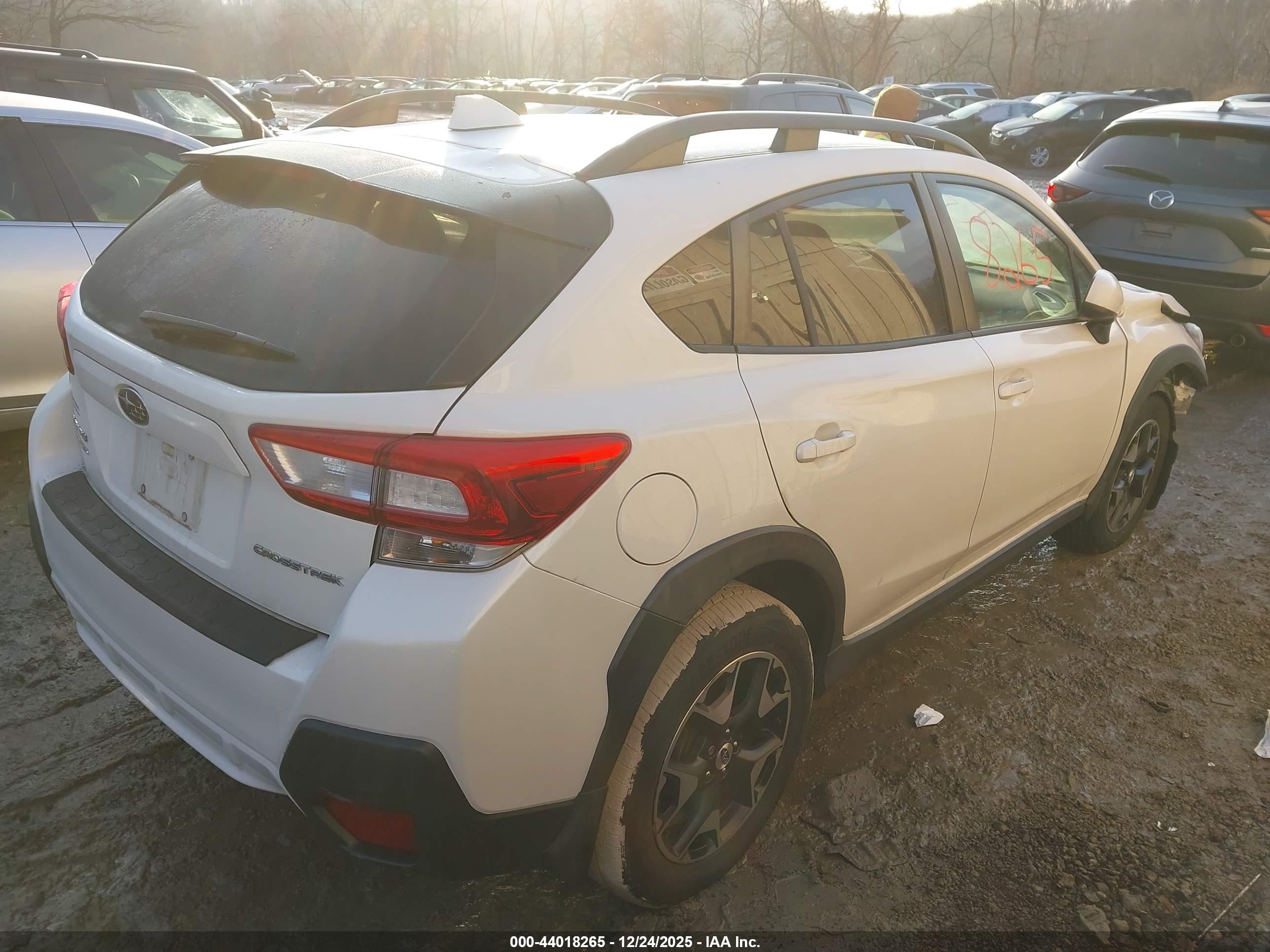 SUBARU CROSSTREK image 4