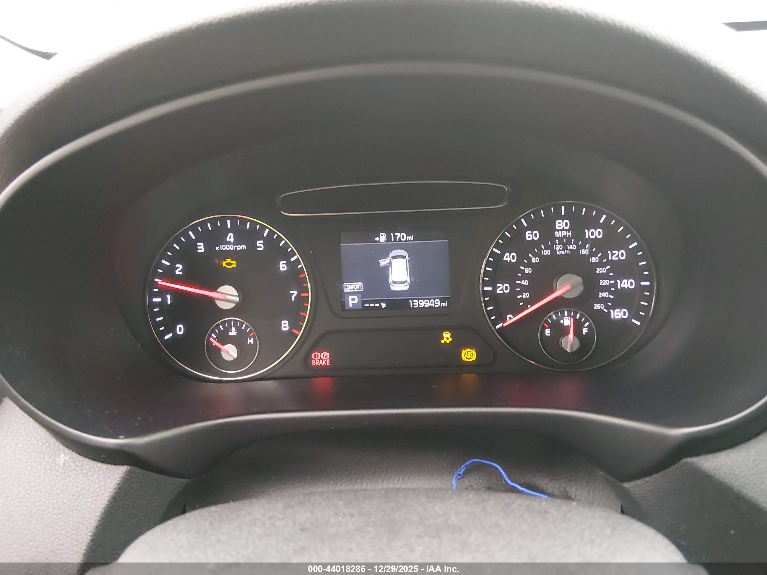 KIA SORENTO image 7