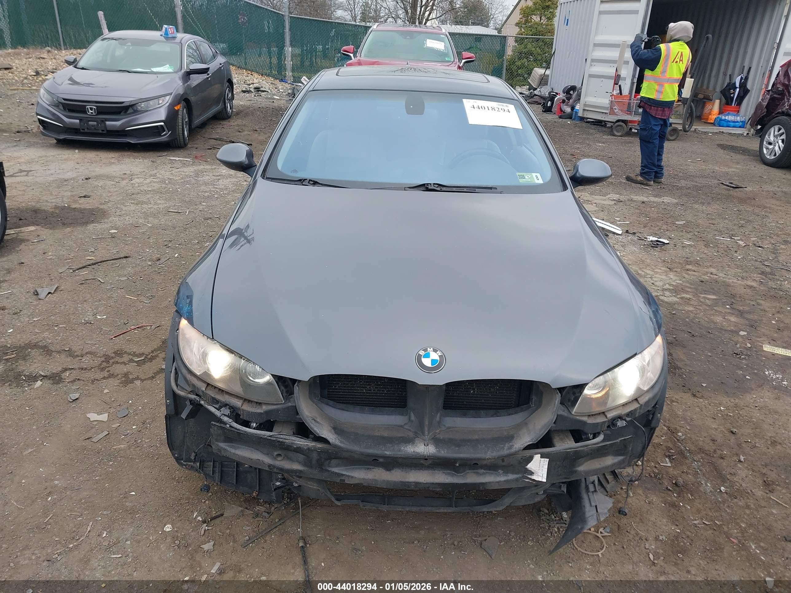BMW 328XI image 6