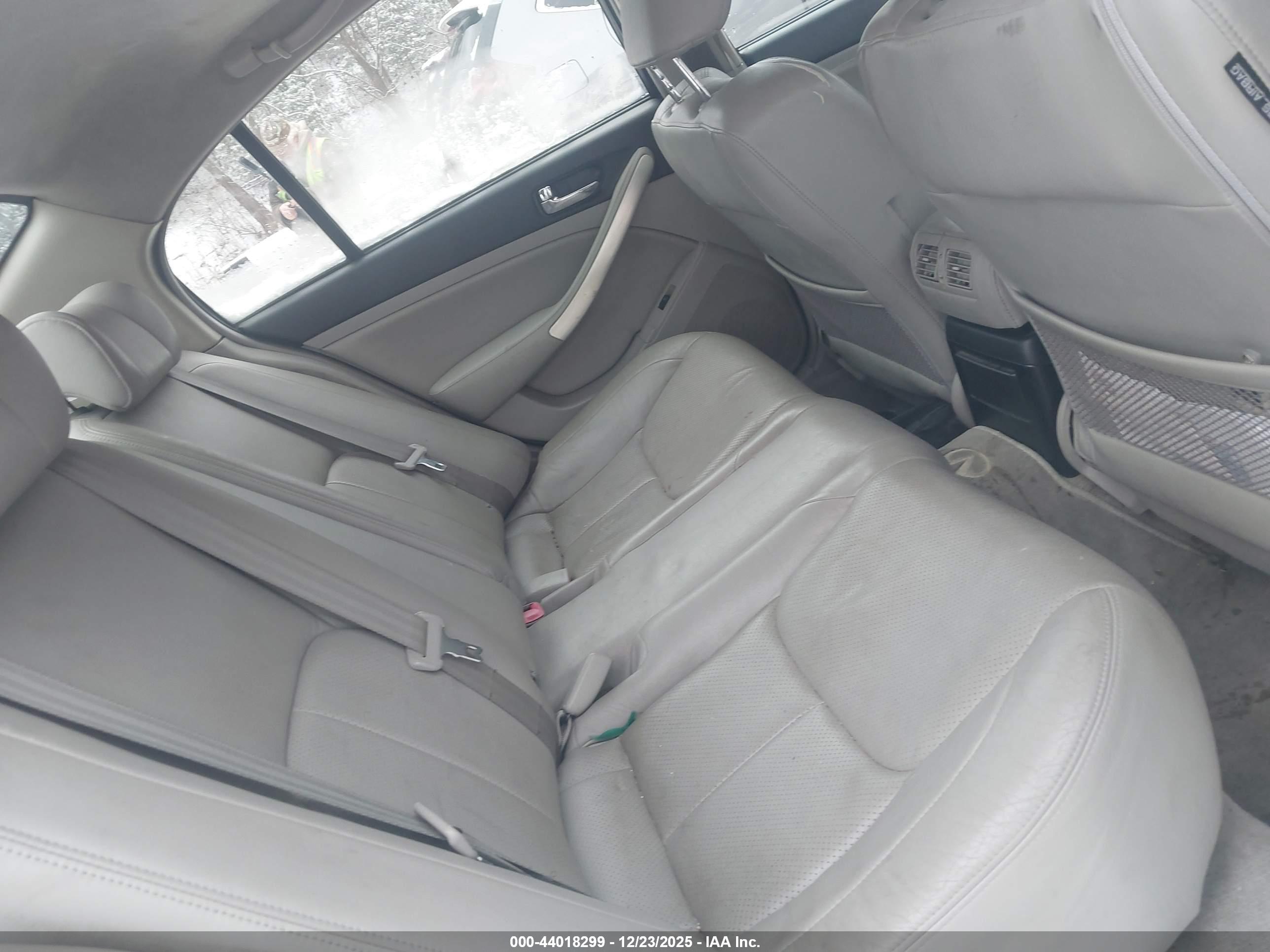 INFINITI G35X image 8