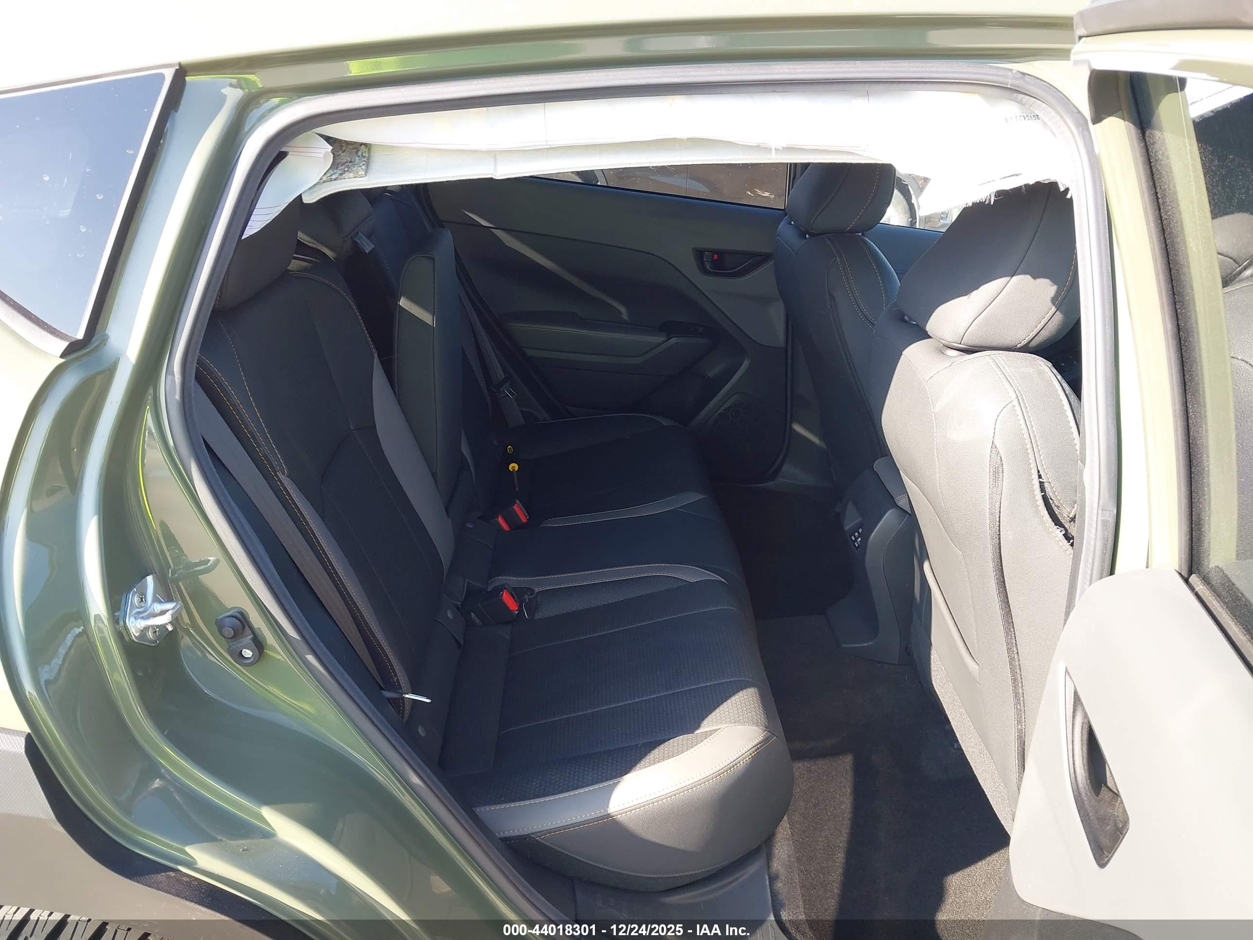 SUBARU CROSSTREK image 8