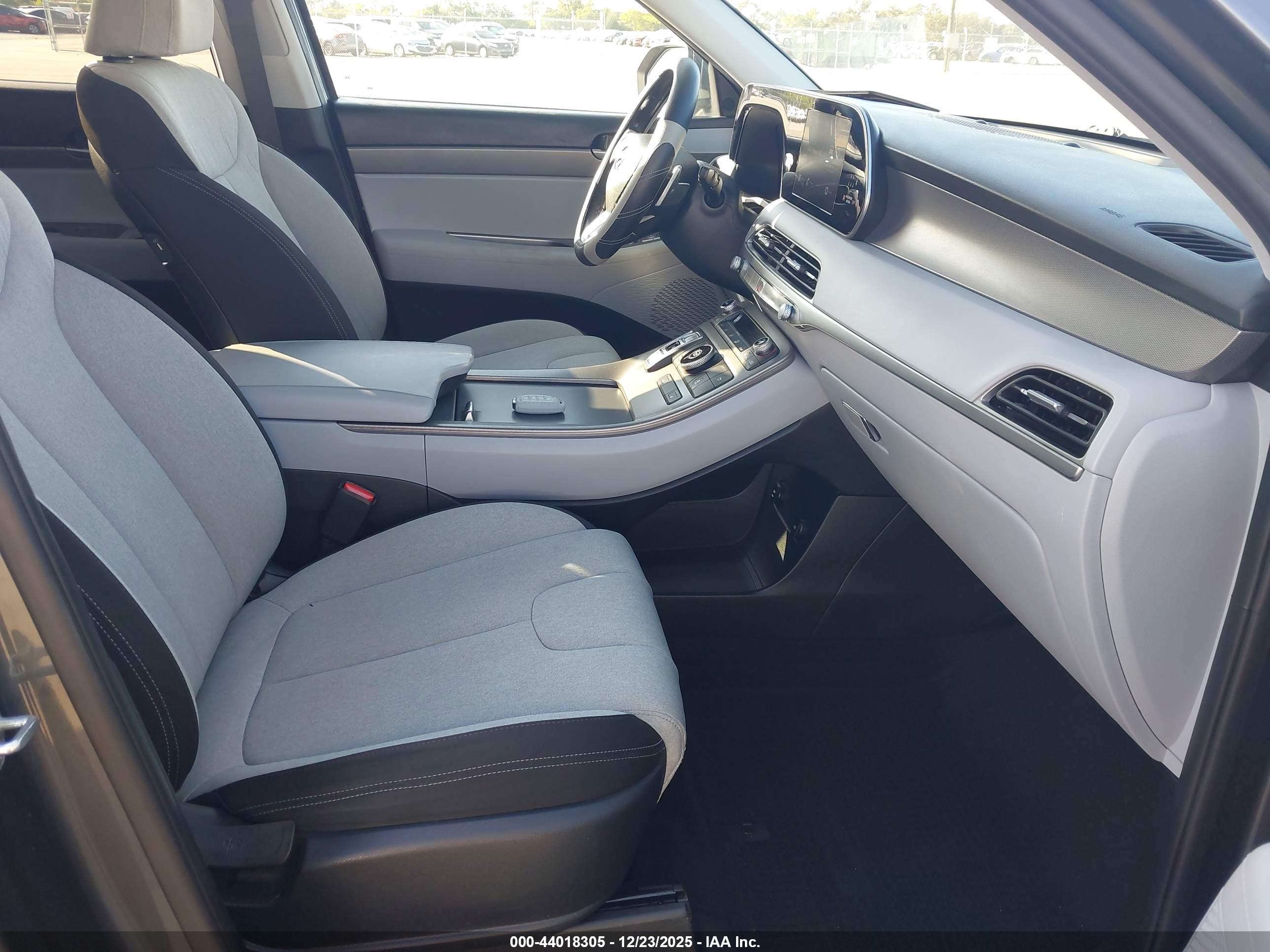 HYUNDAI PALISADE image 5
