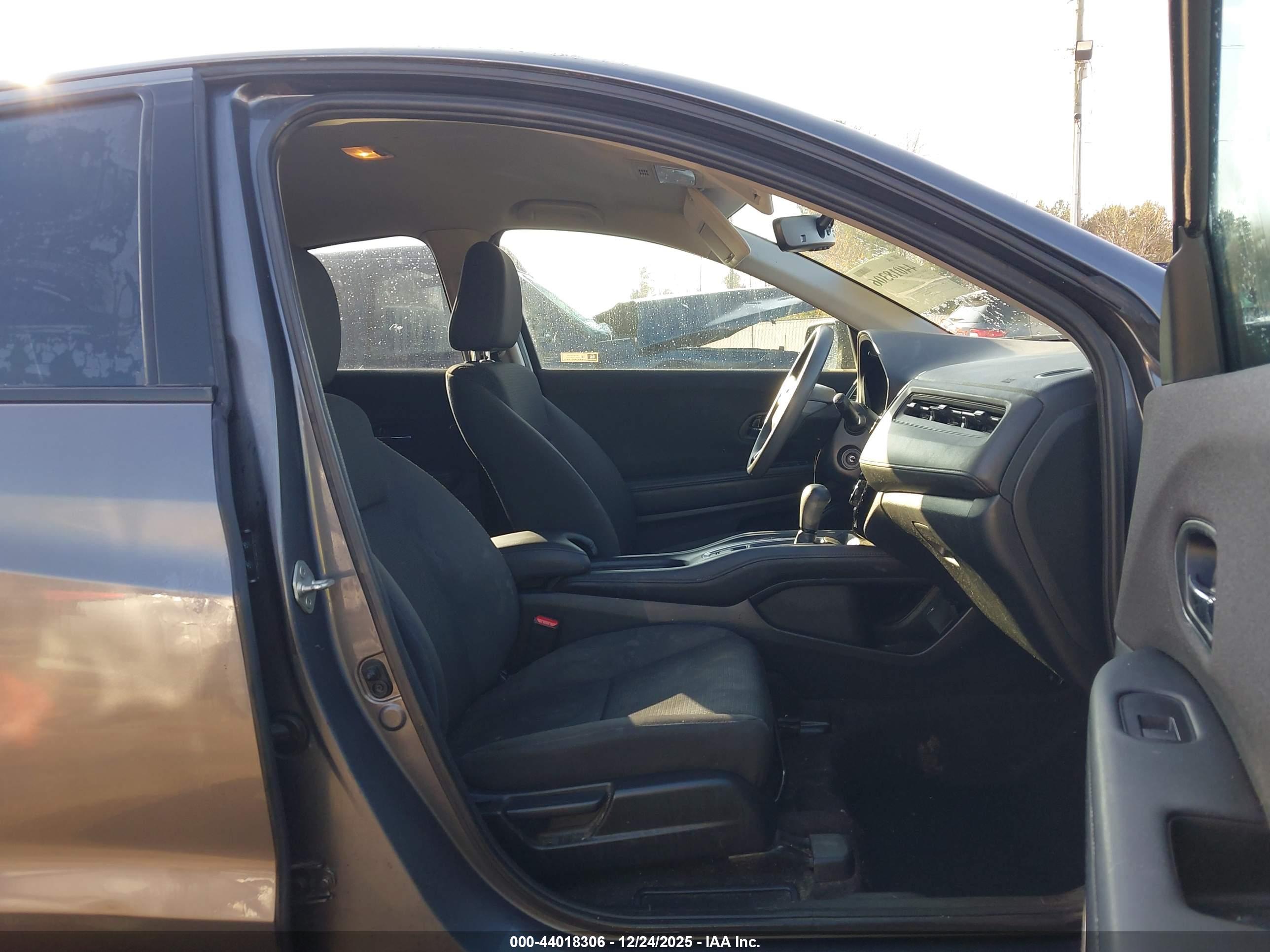 HONDA HR-V image 5