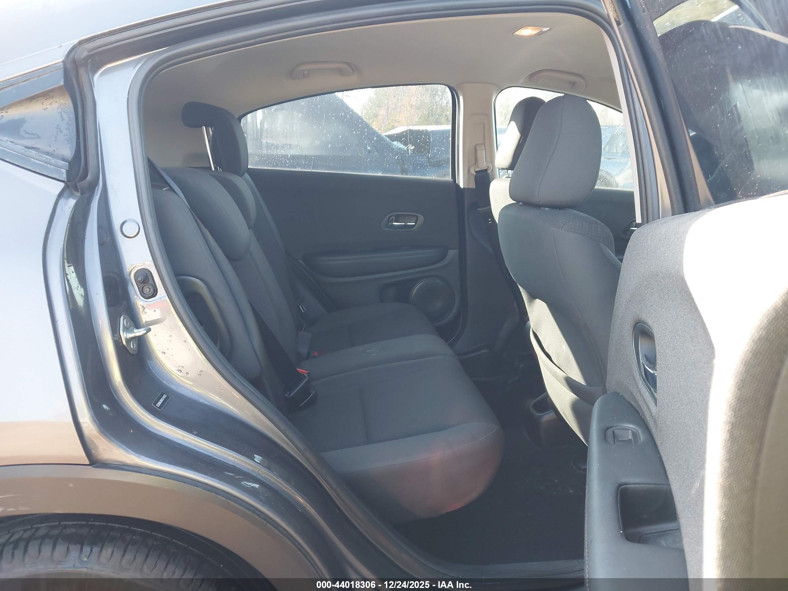 HONDA HR-V image 8