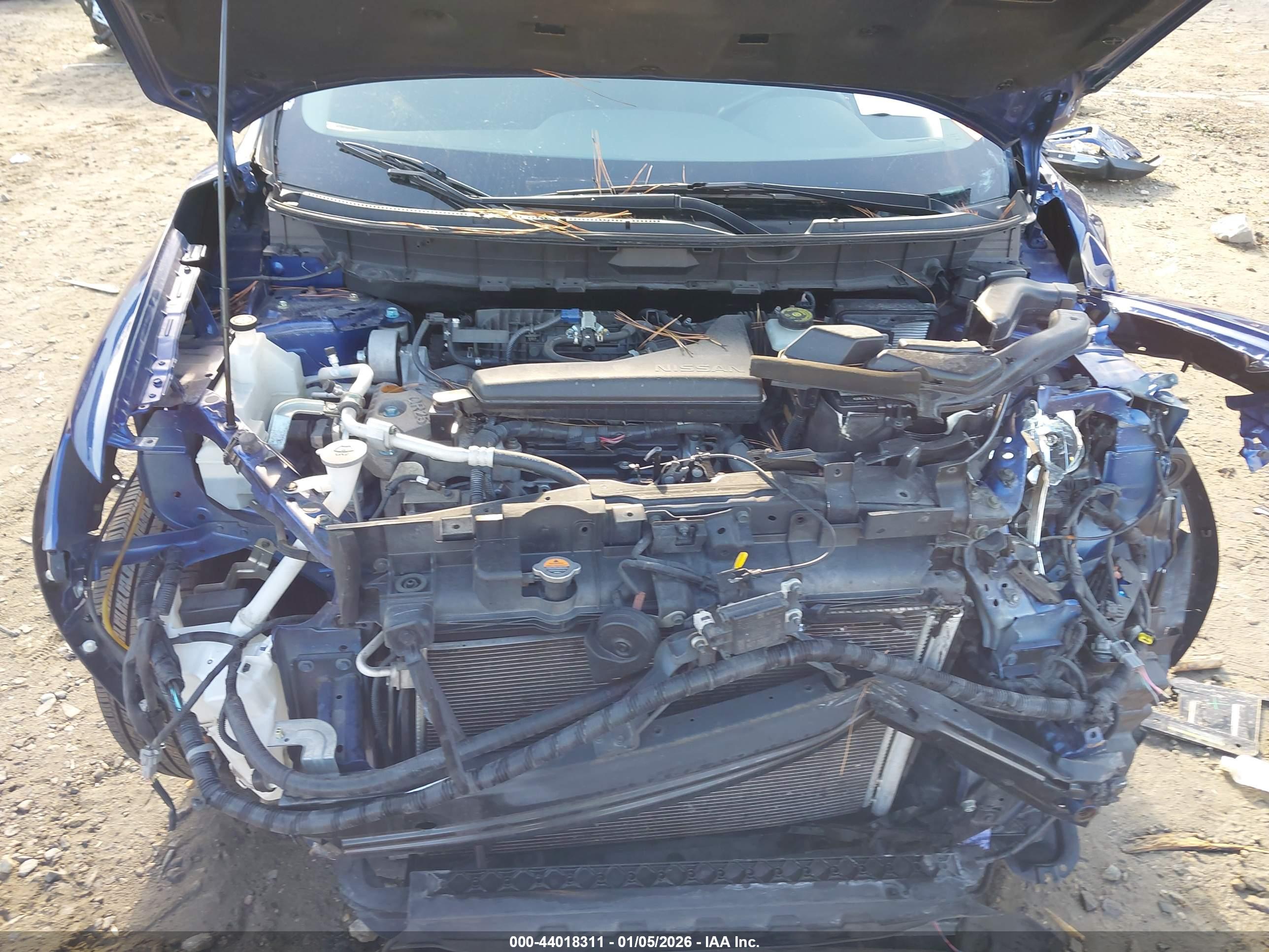 NISSAN ROGUE image 10