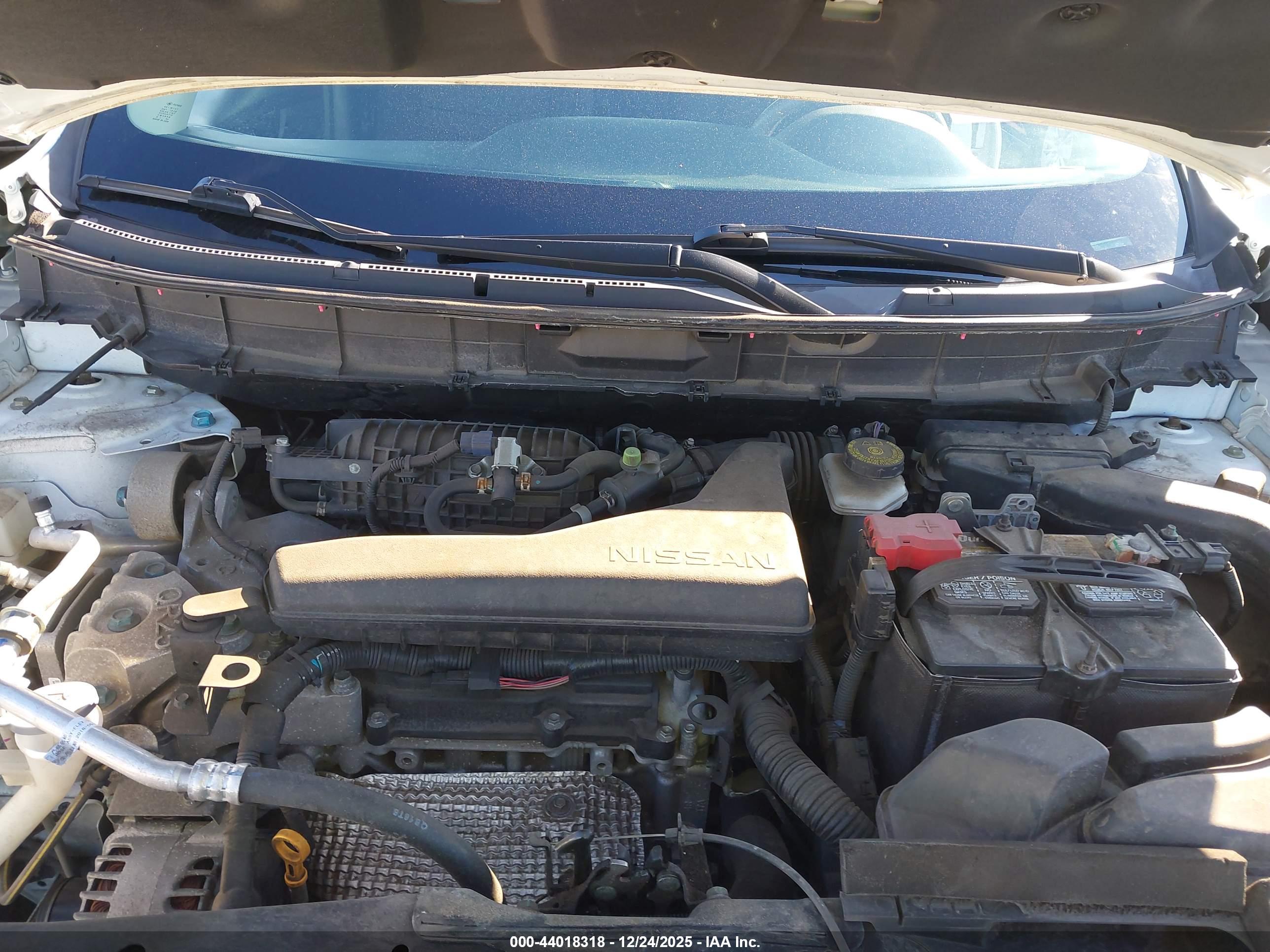 NISSAN ROGUE image 10