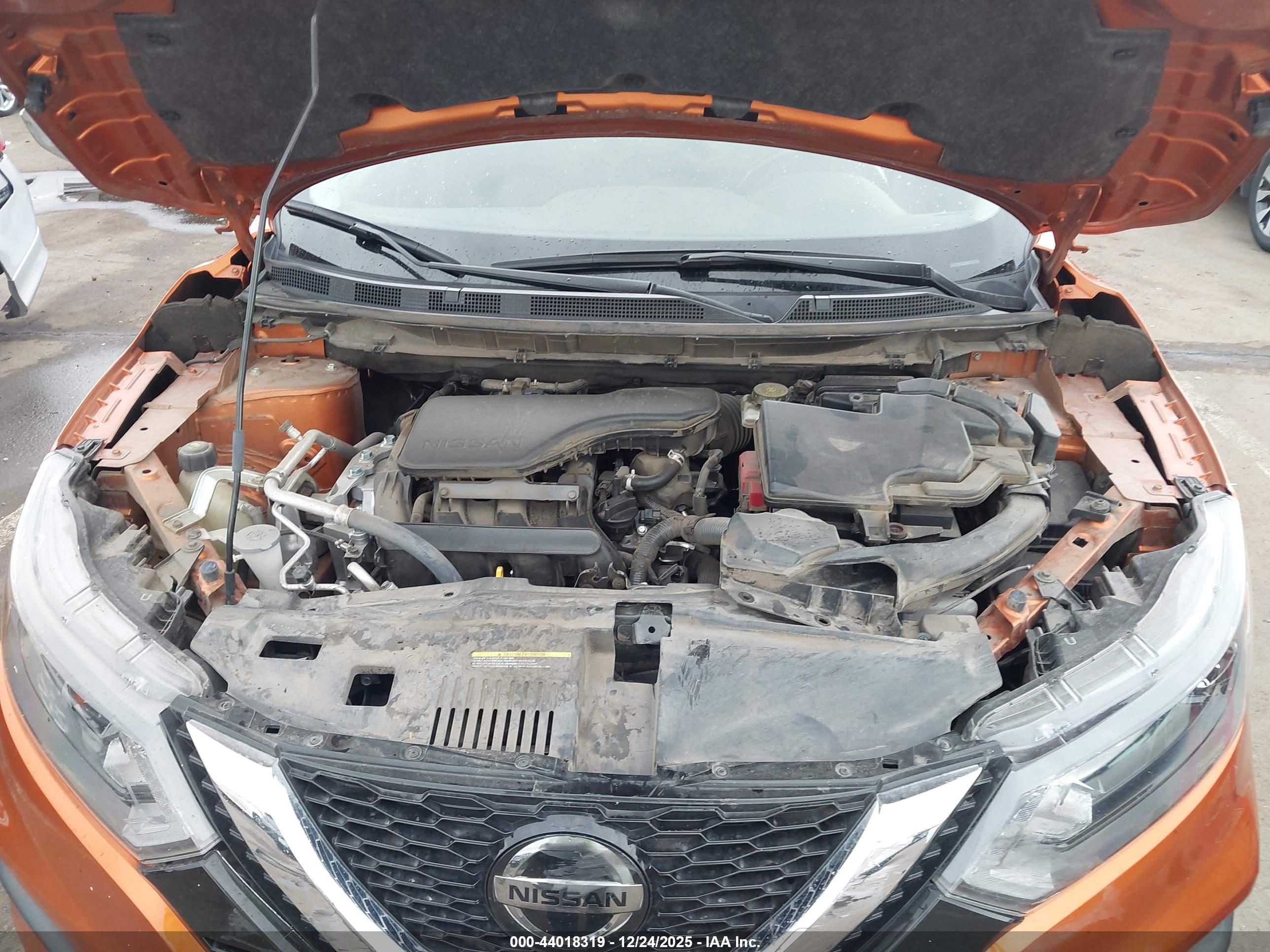 NISSAN ROGUE image 10