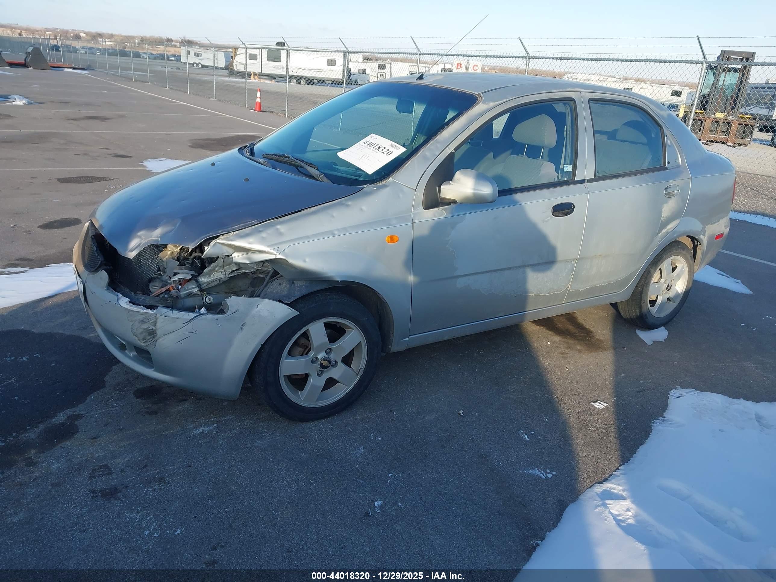 CHEVROLET AVEO image 2