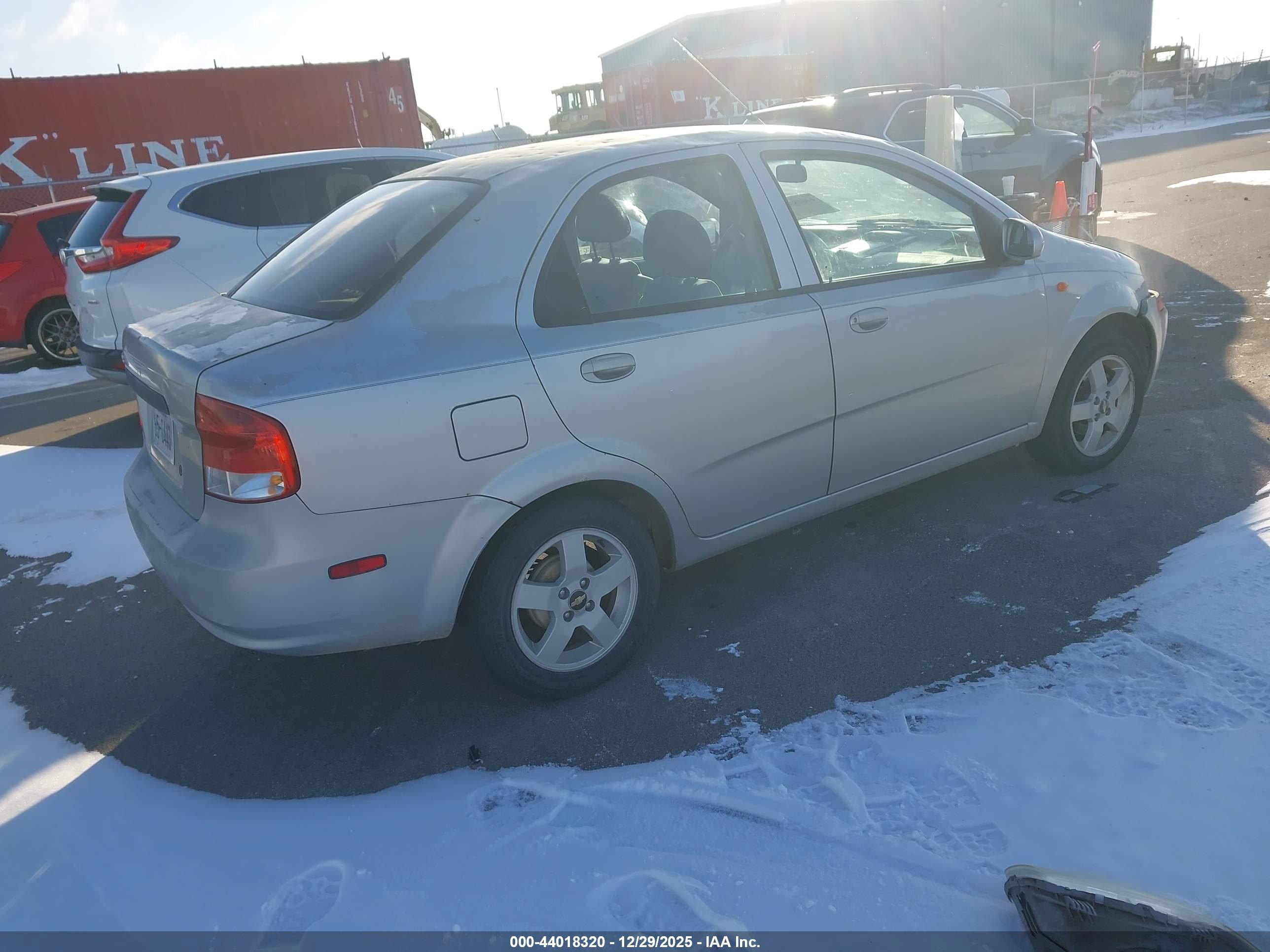 CHEVROLET AVEO image 4