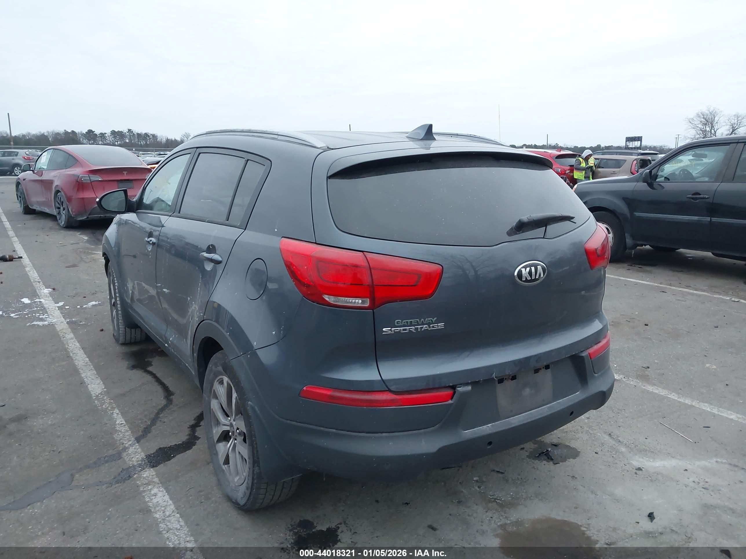 KIA SPORTAGE image 3