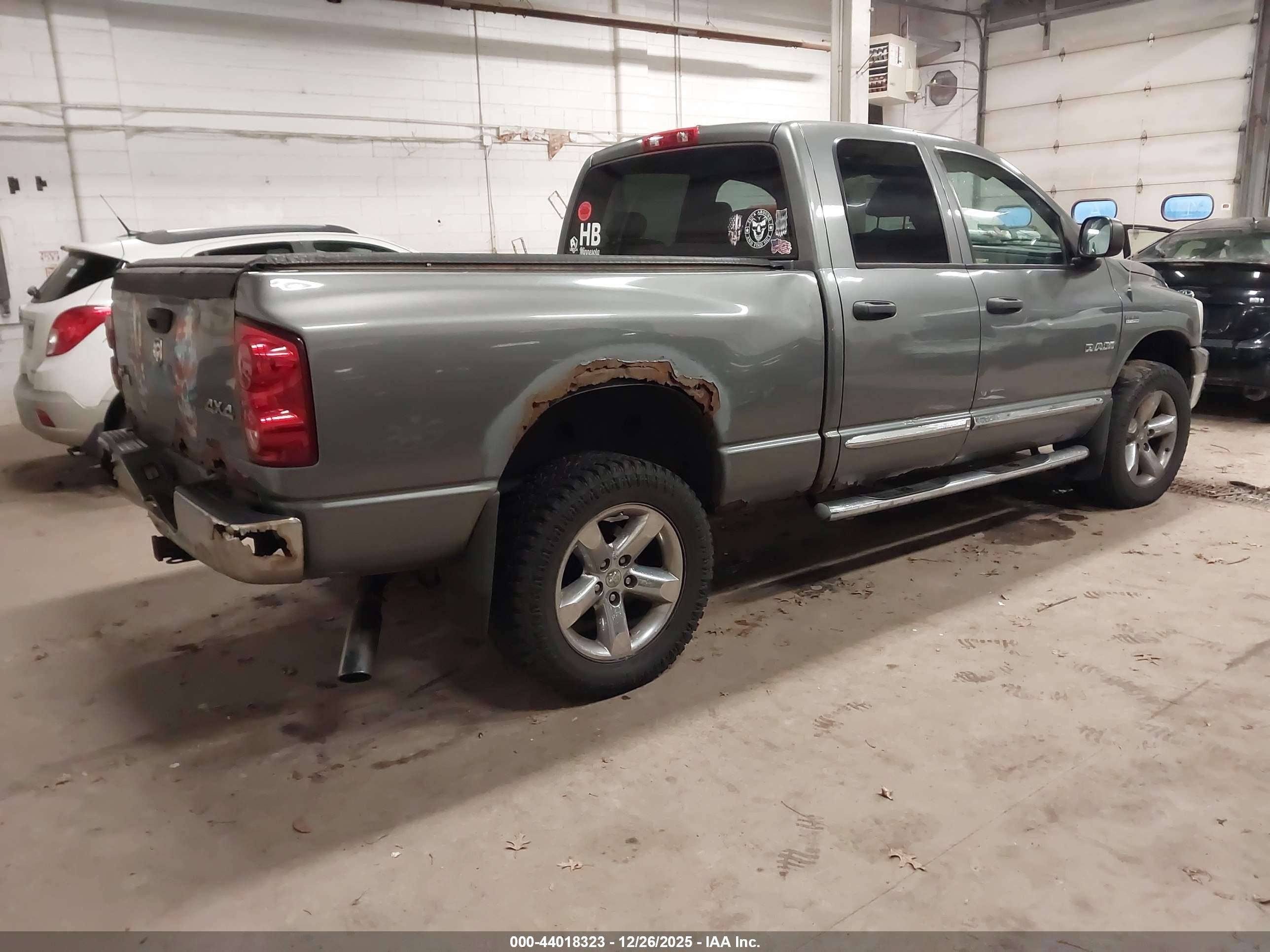 DODGE RAM image 4