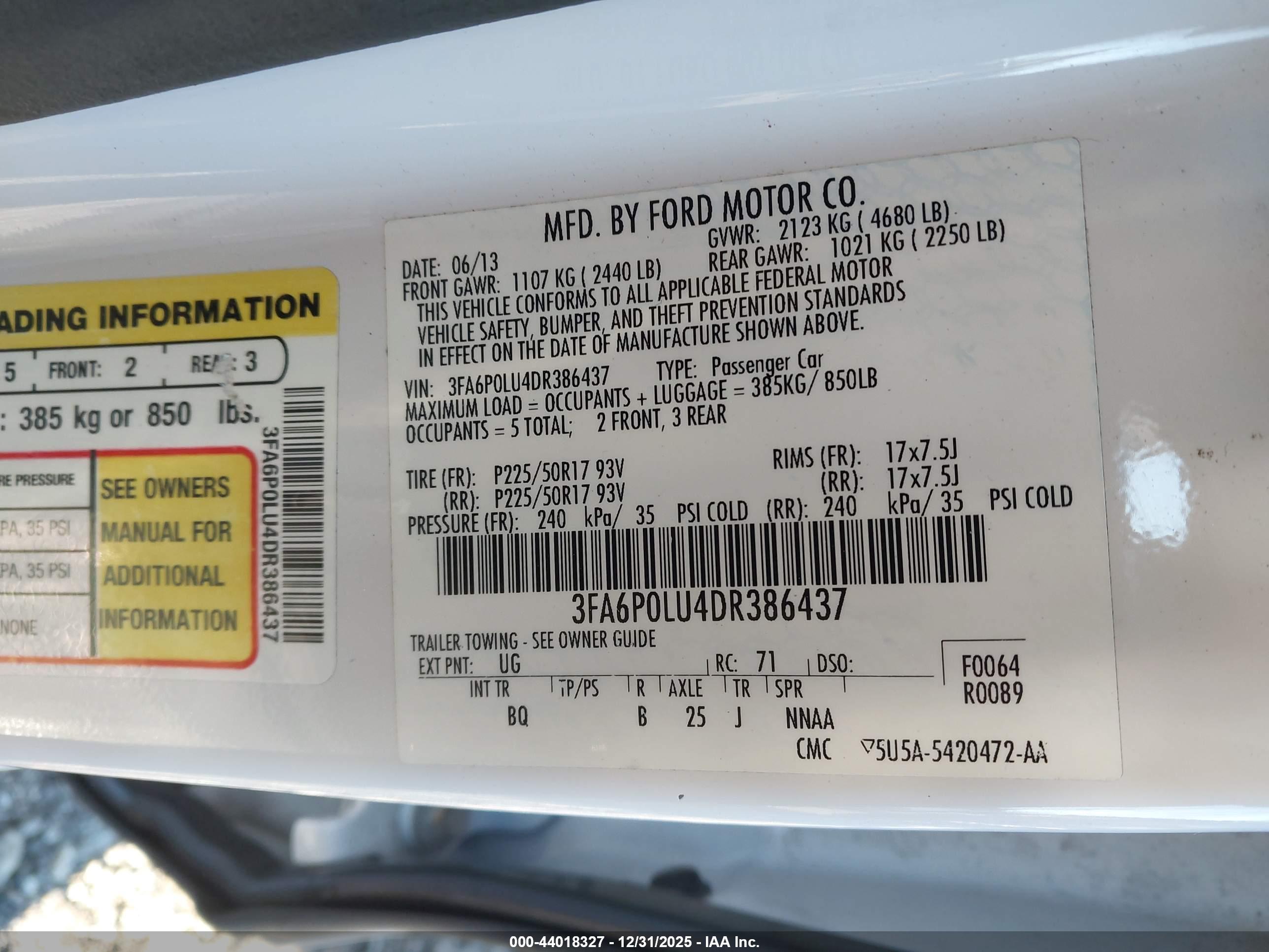 FORD FUSION image 9