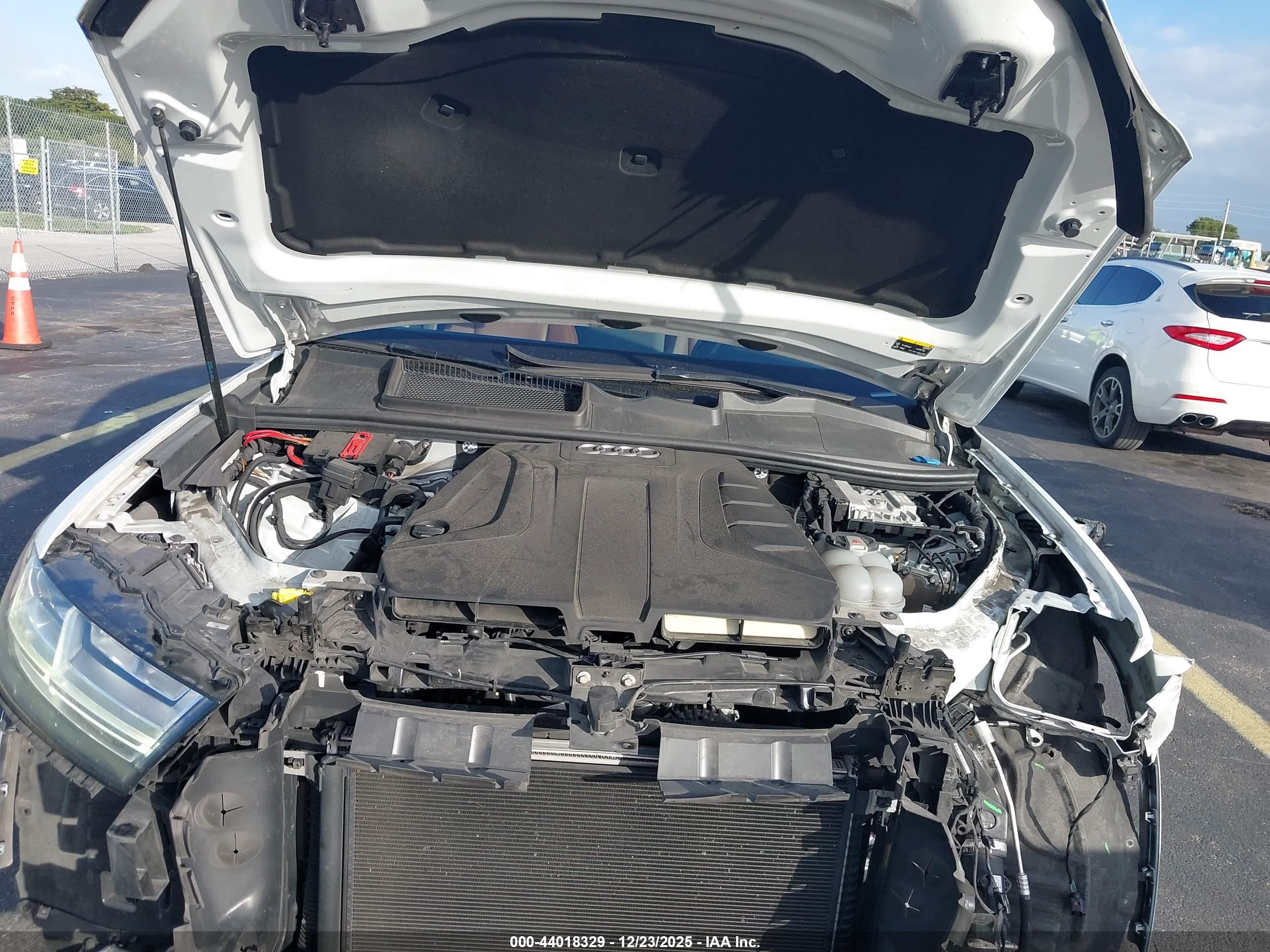 AUDI Q7 image 10