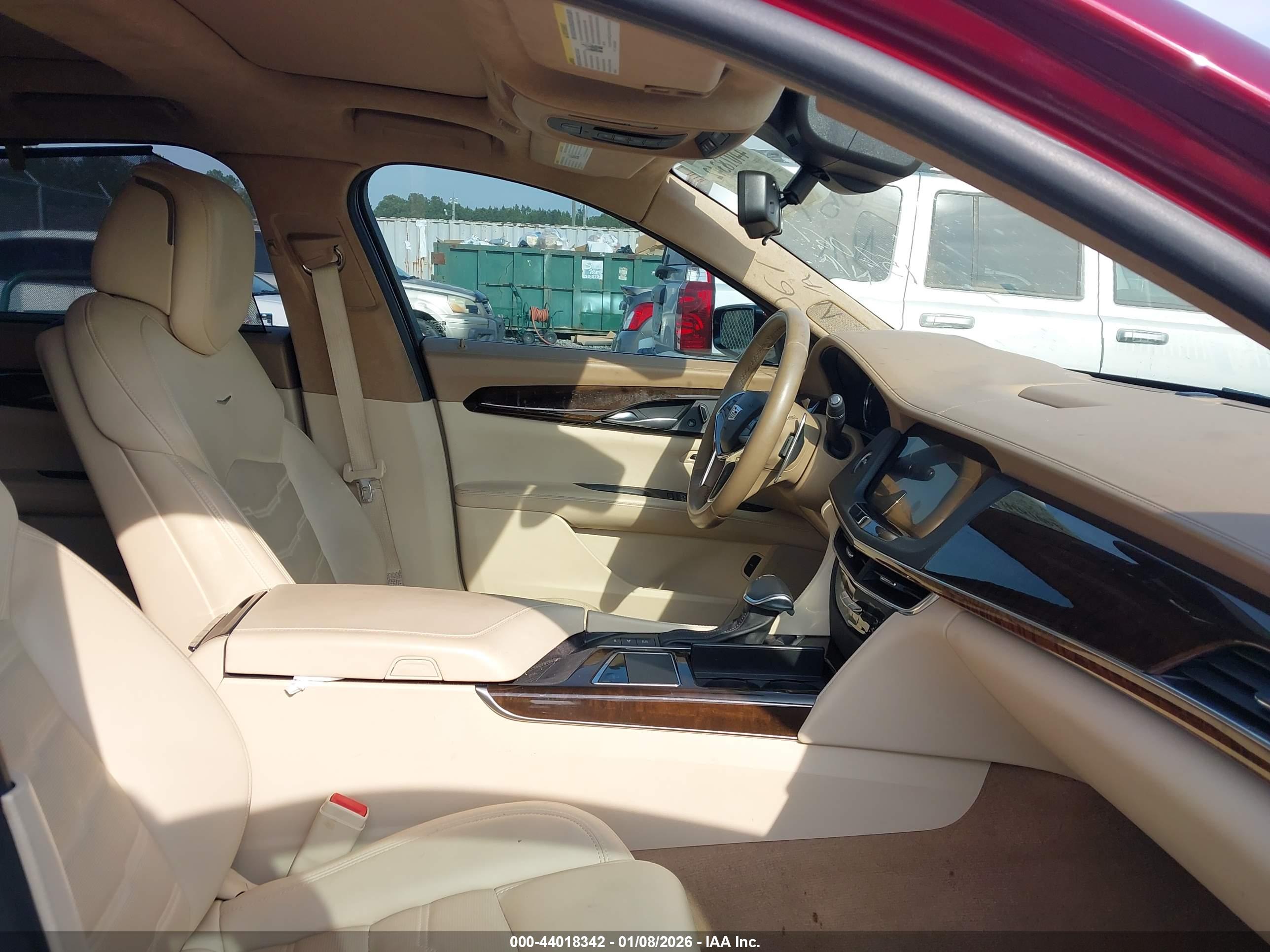 CADILLAC CT6 image 5