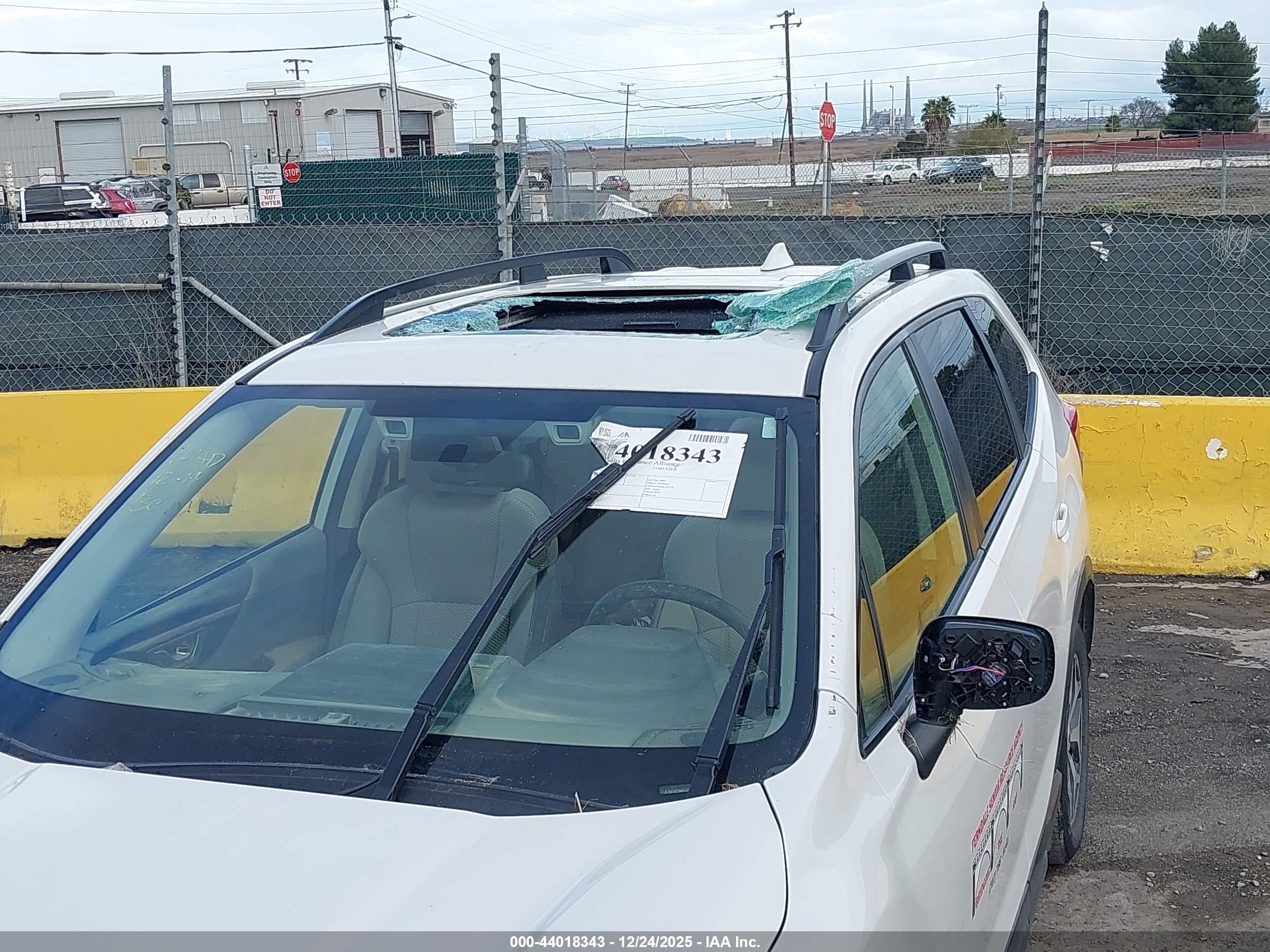 SUBARU FORESTER image 6