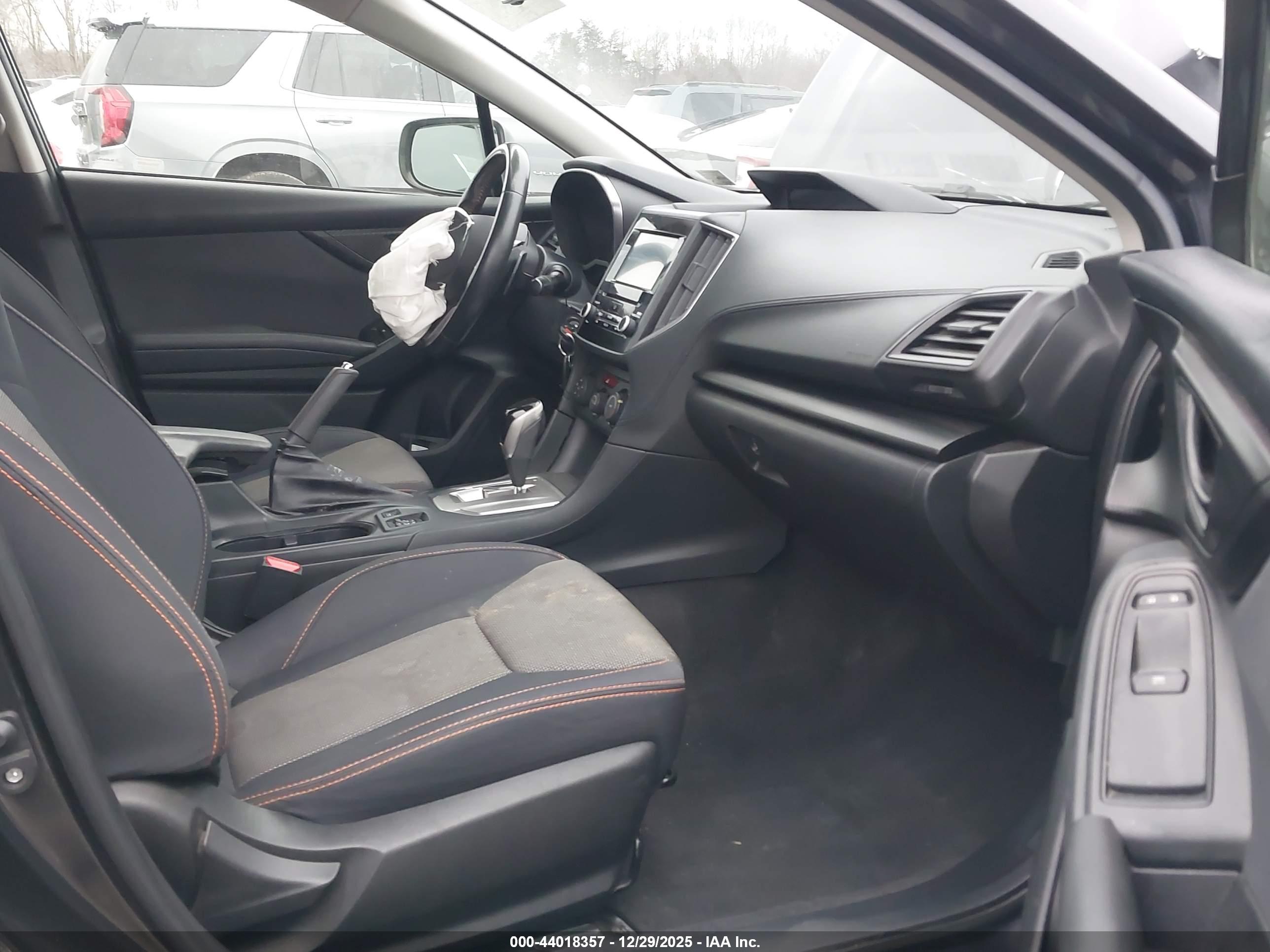 SUBARU CROSSTREK image 5