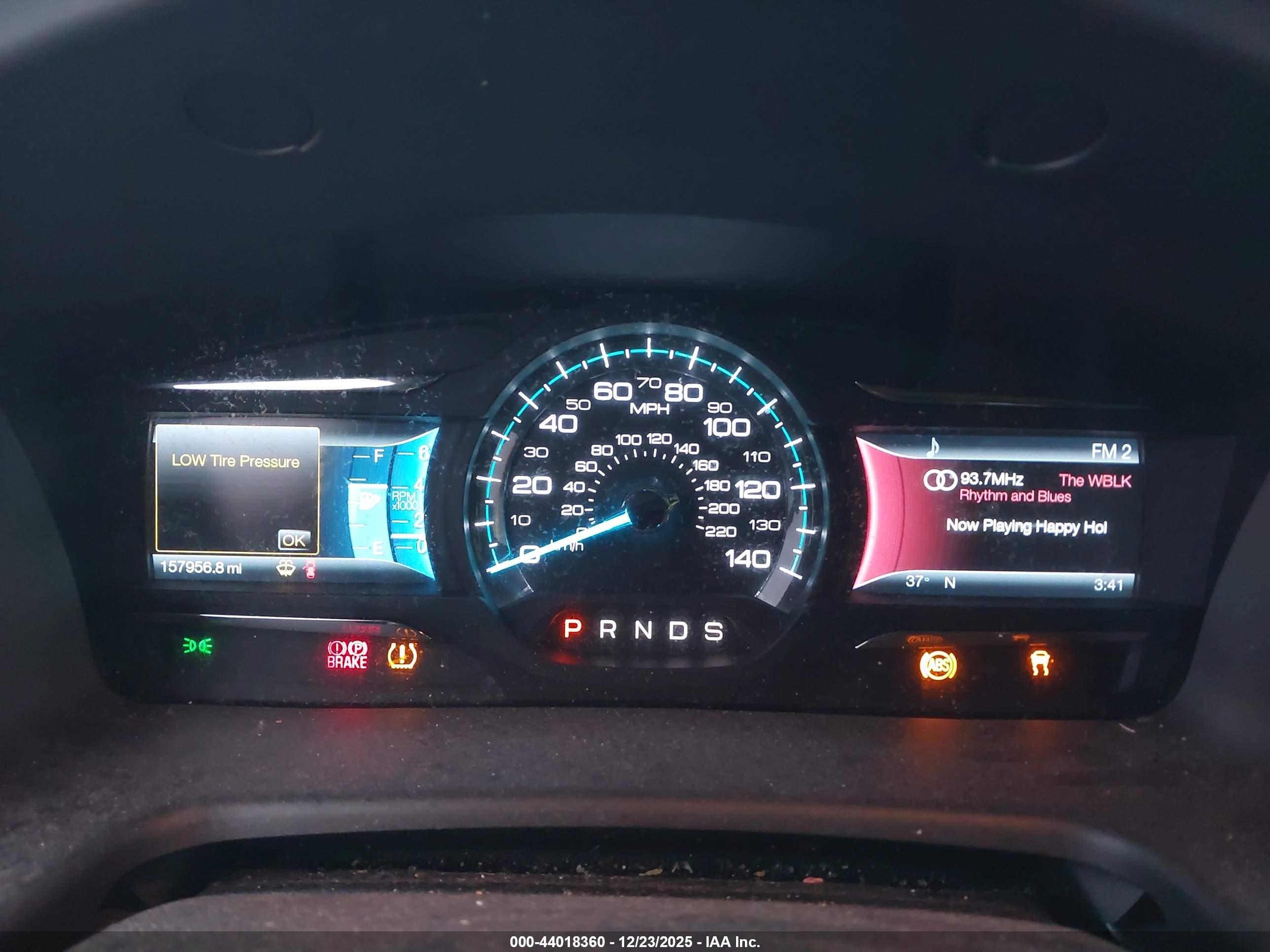 FORD FLEX image 7
