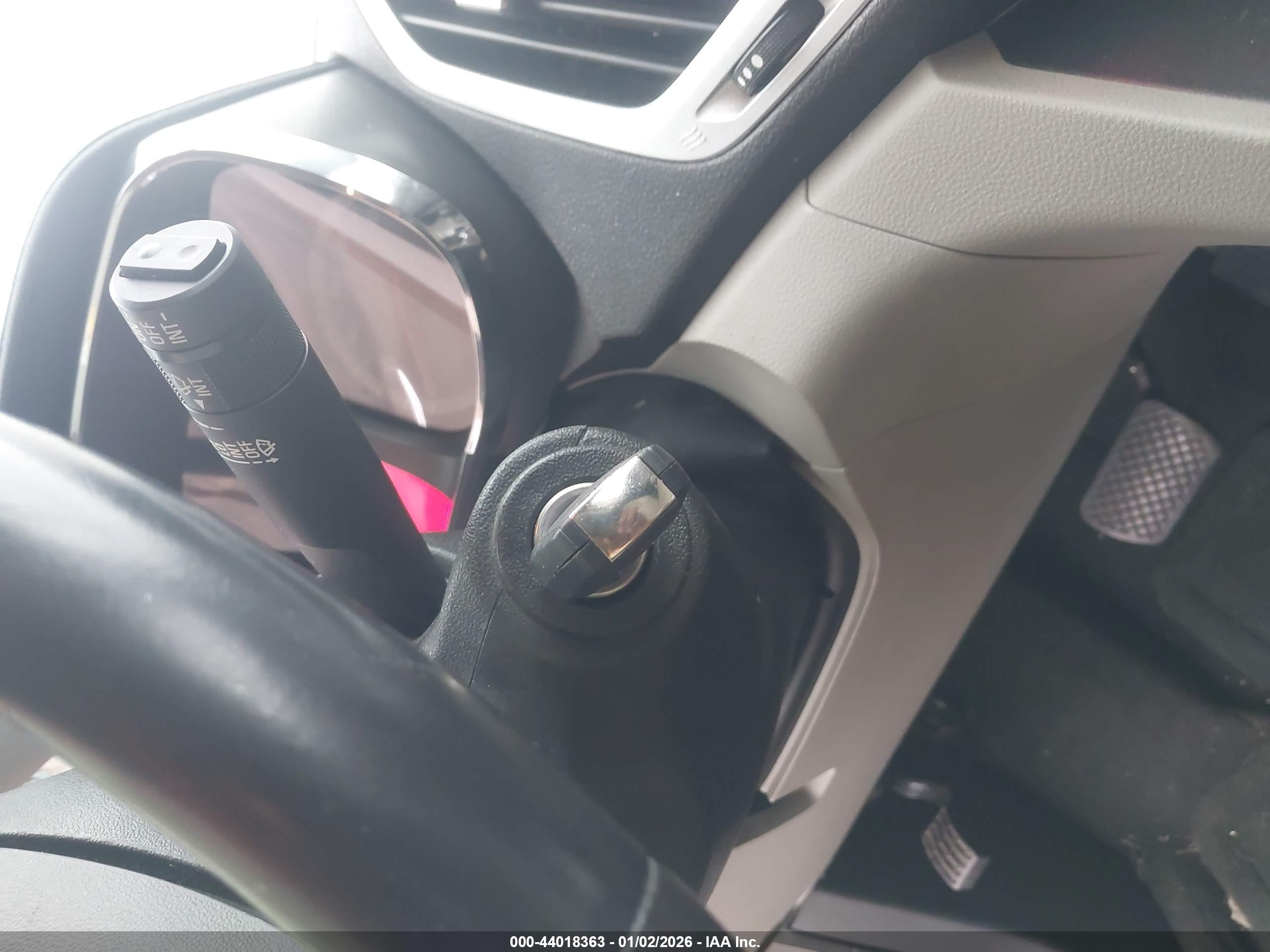 GMC TERRAIN image 11