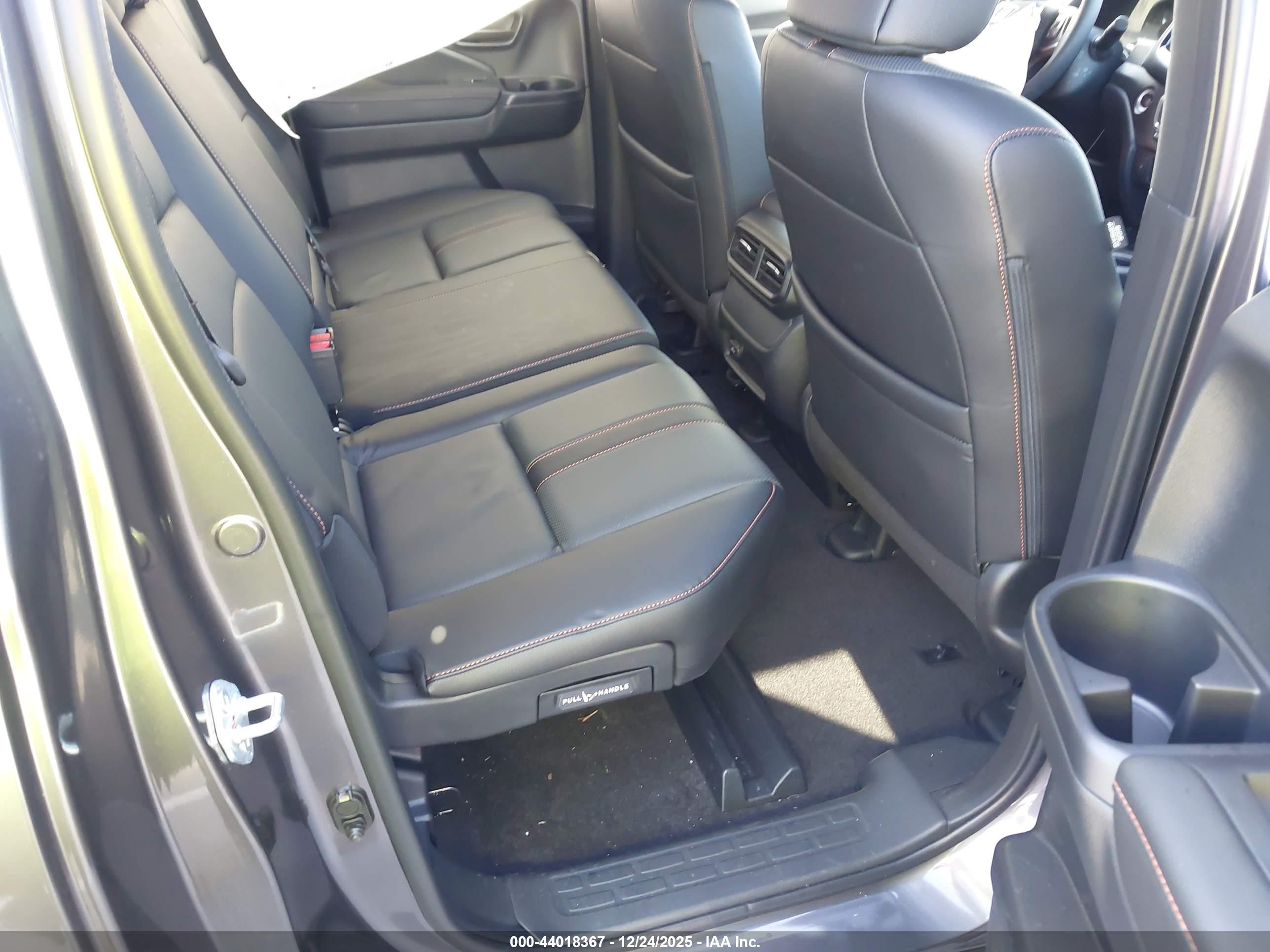 HONDA RIDGELINE image 8