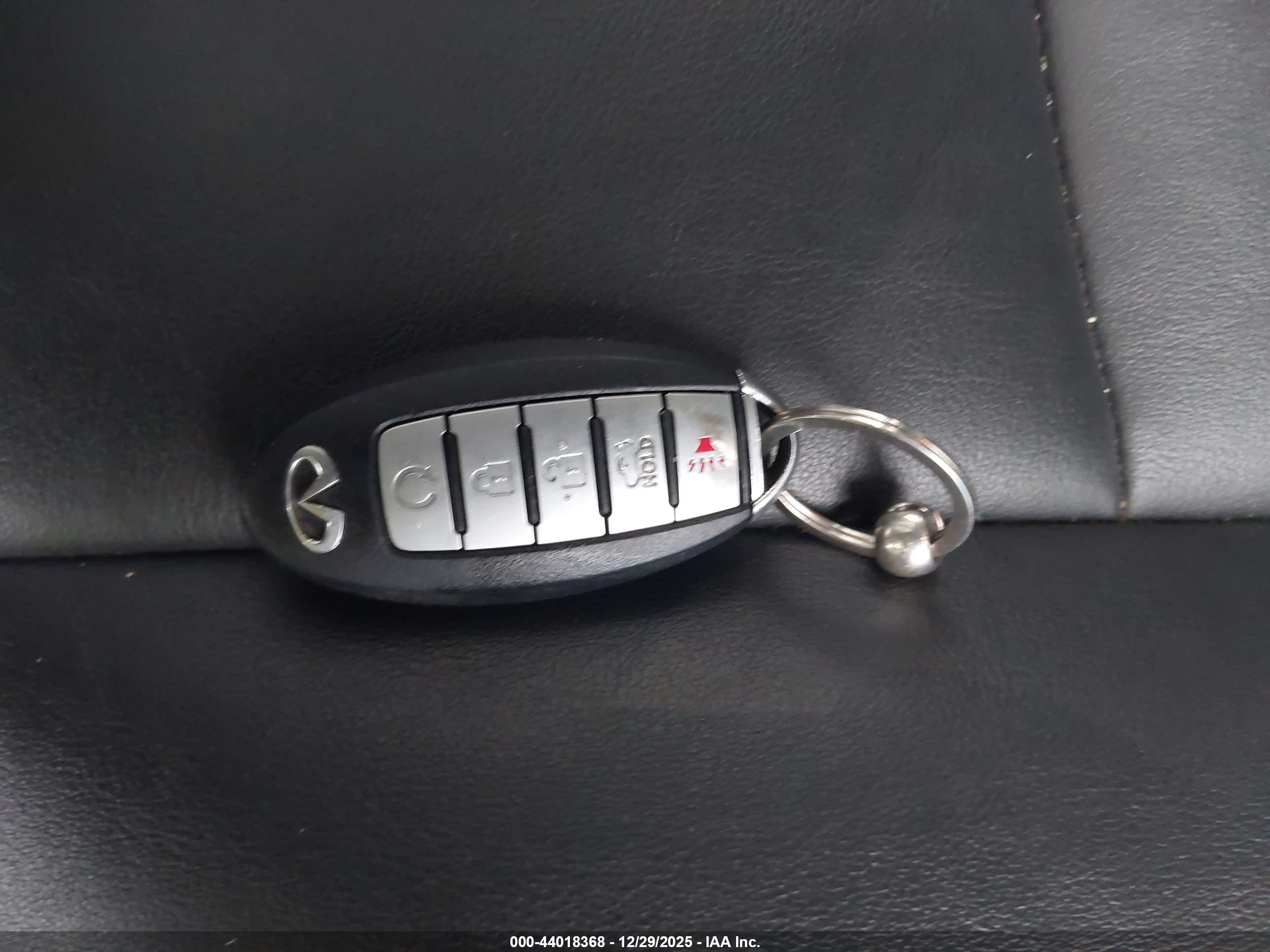 INFINITI Q50 image 11
