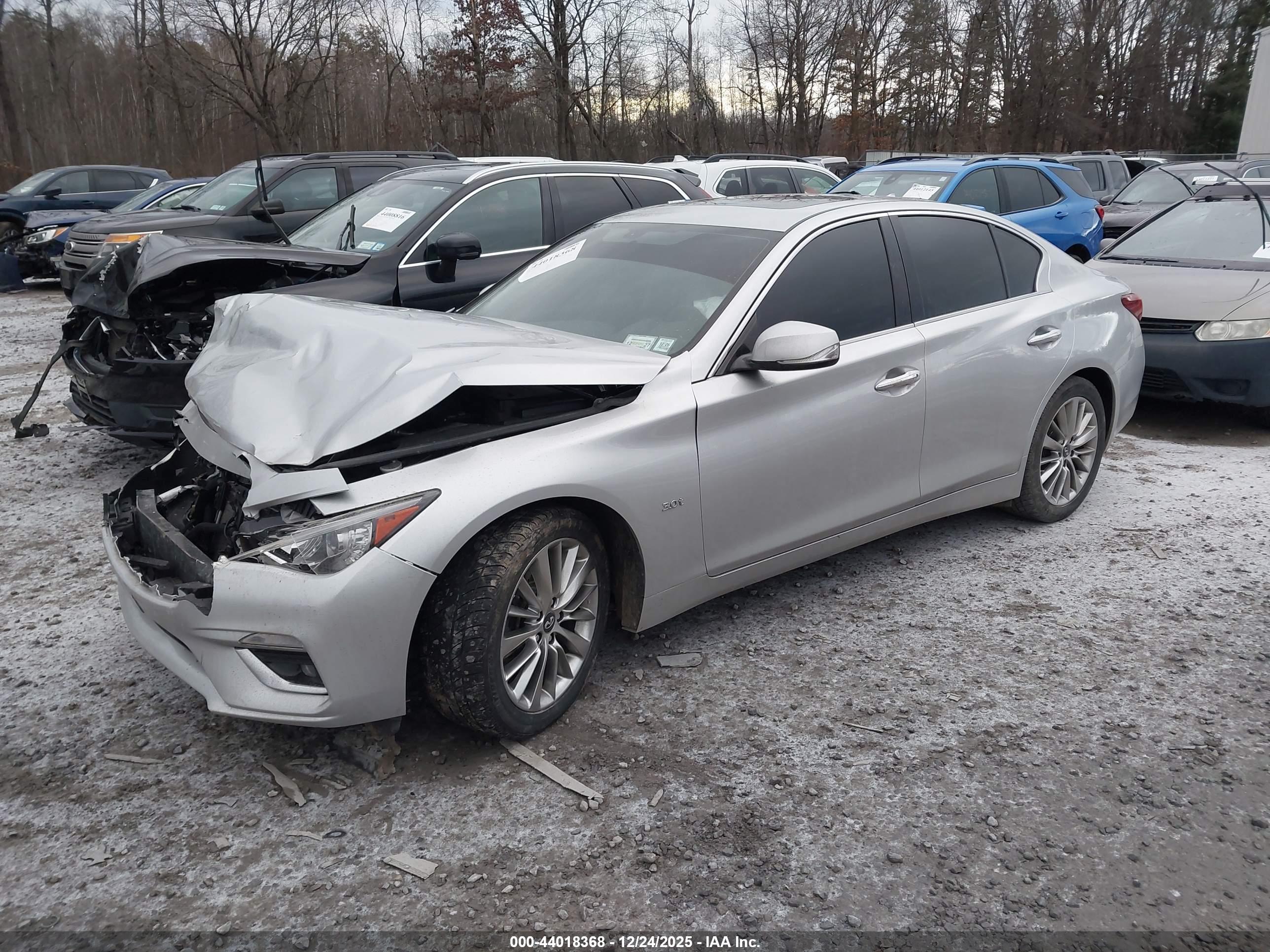 INFINITI Q50 image 2