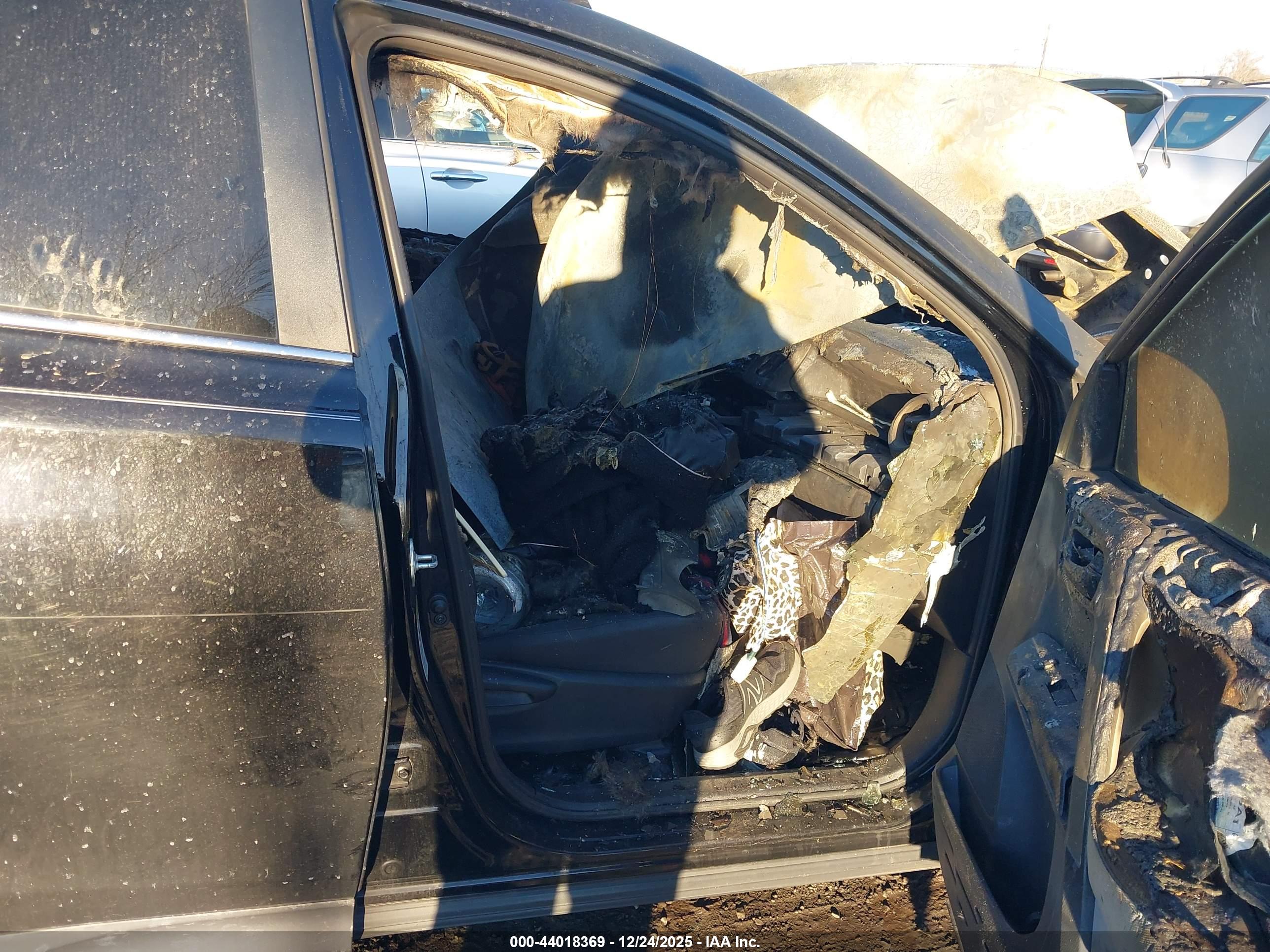 TOYOTA RAV4 image 5