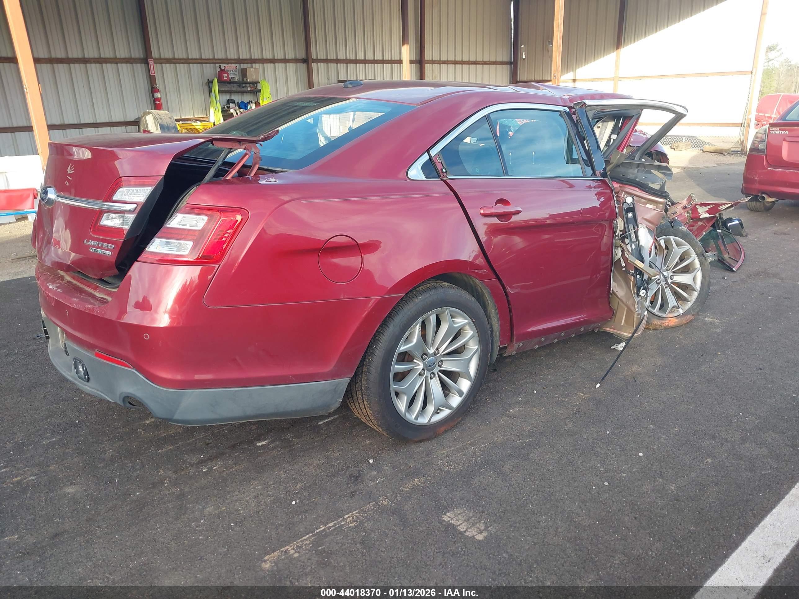 FORD TAURUS image 4