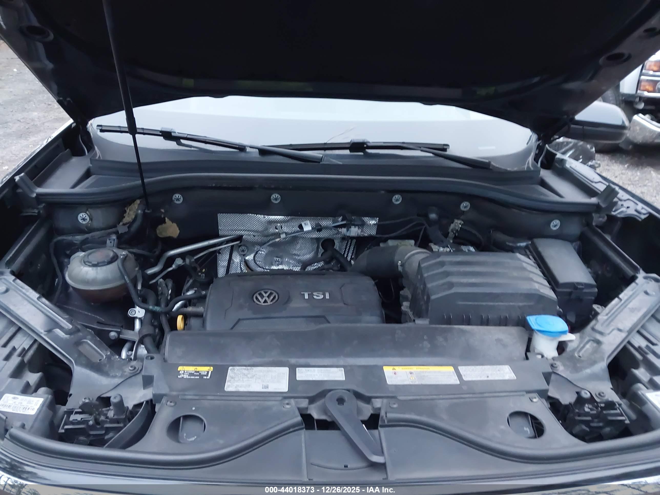 VOLKSWAGEN ATLAS image 10