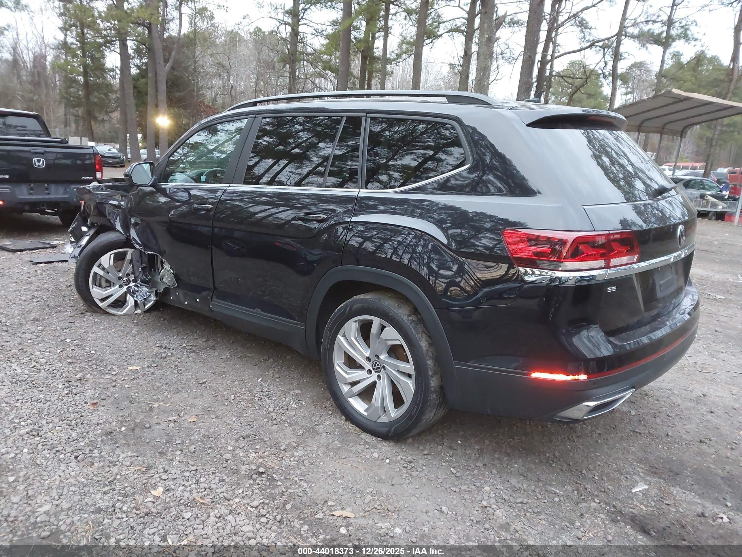 VOLKSWAGEN ATLAS image 3