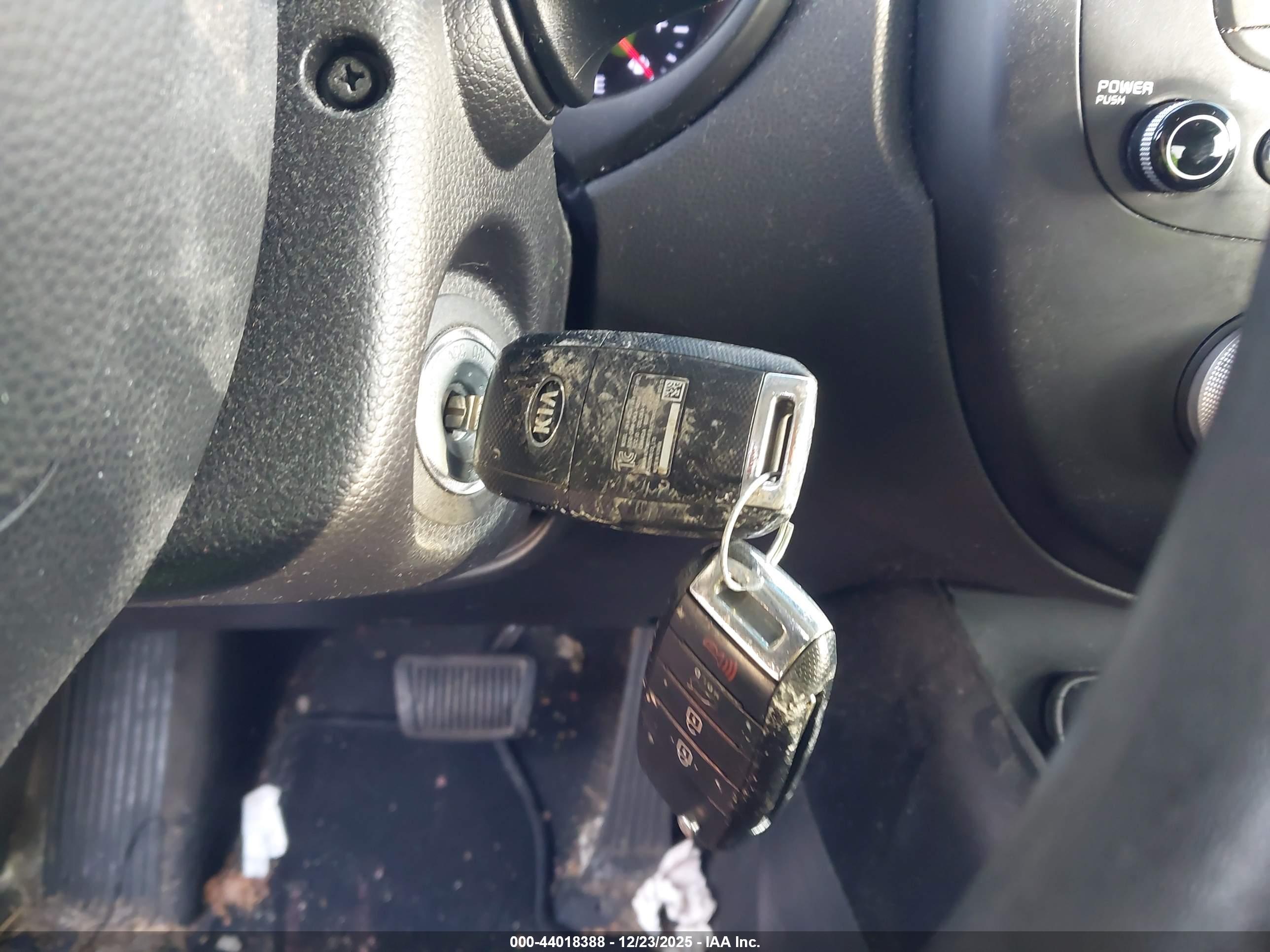 KIA SOUL image 11