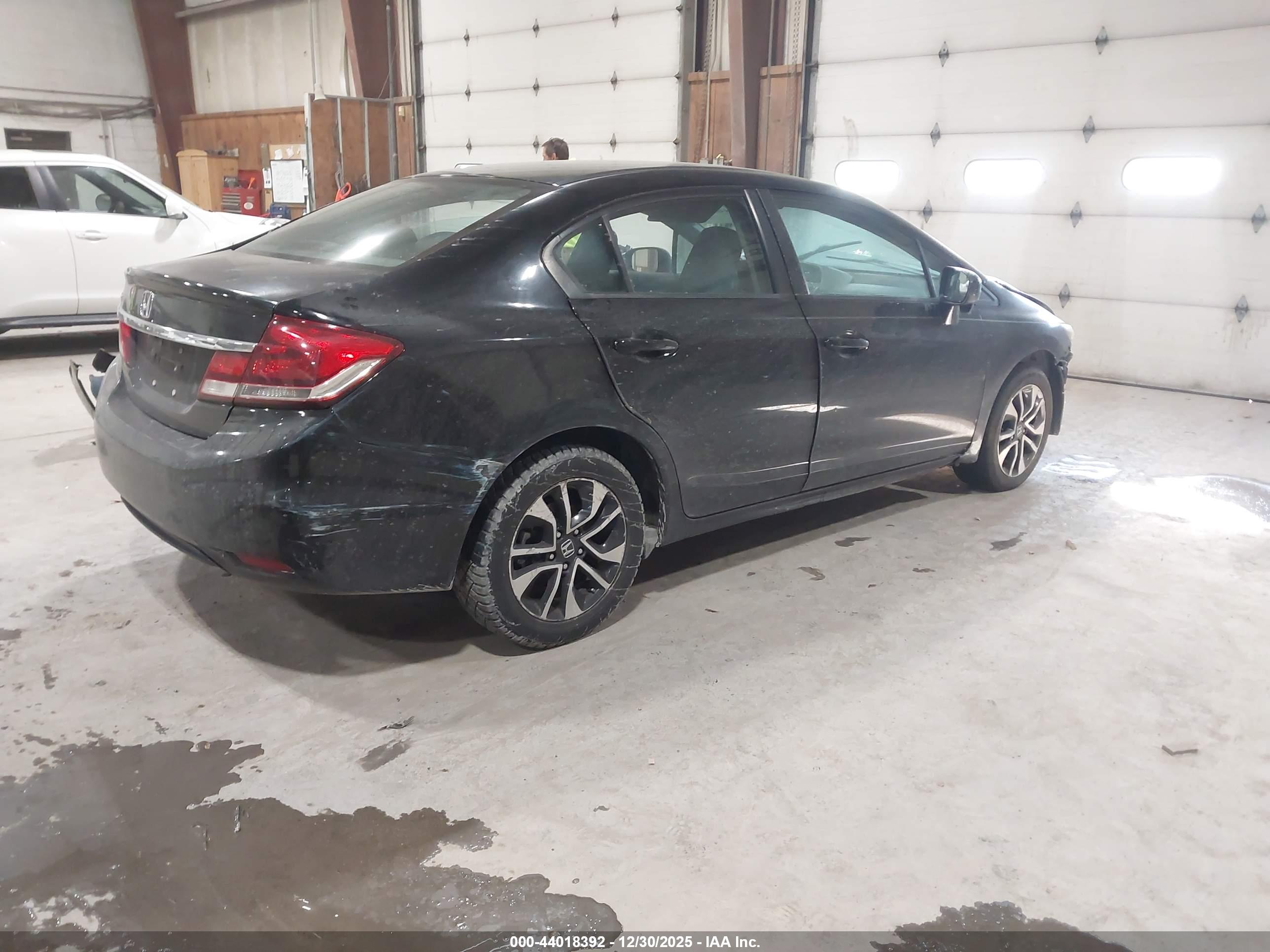 HONDA CIVIC image 4