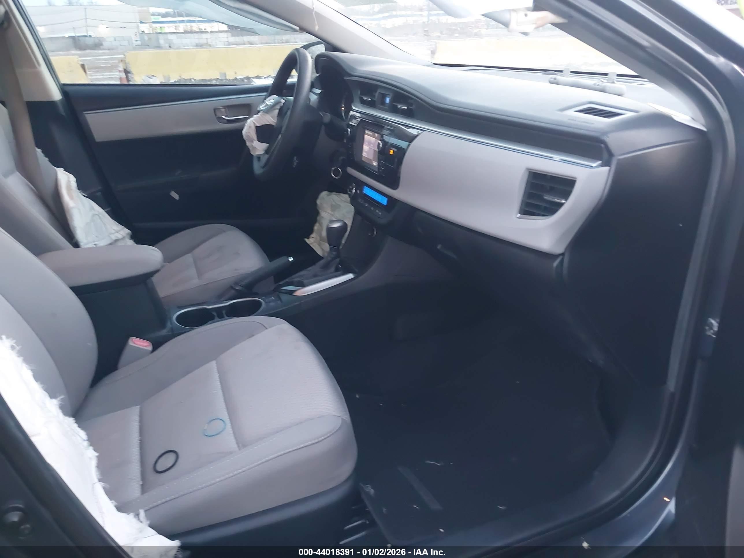 TOYOTA COROLLA image 5