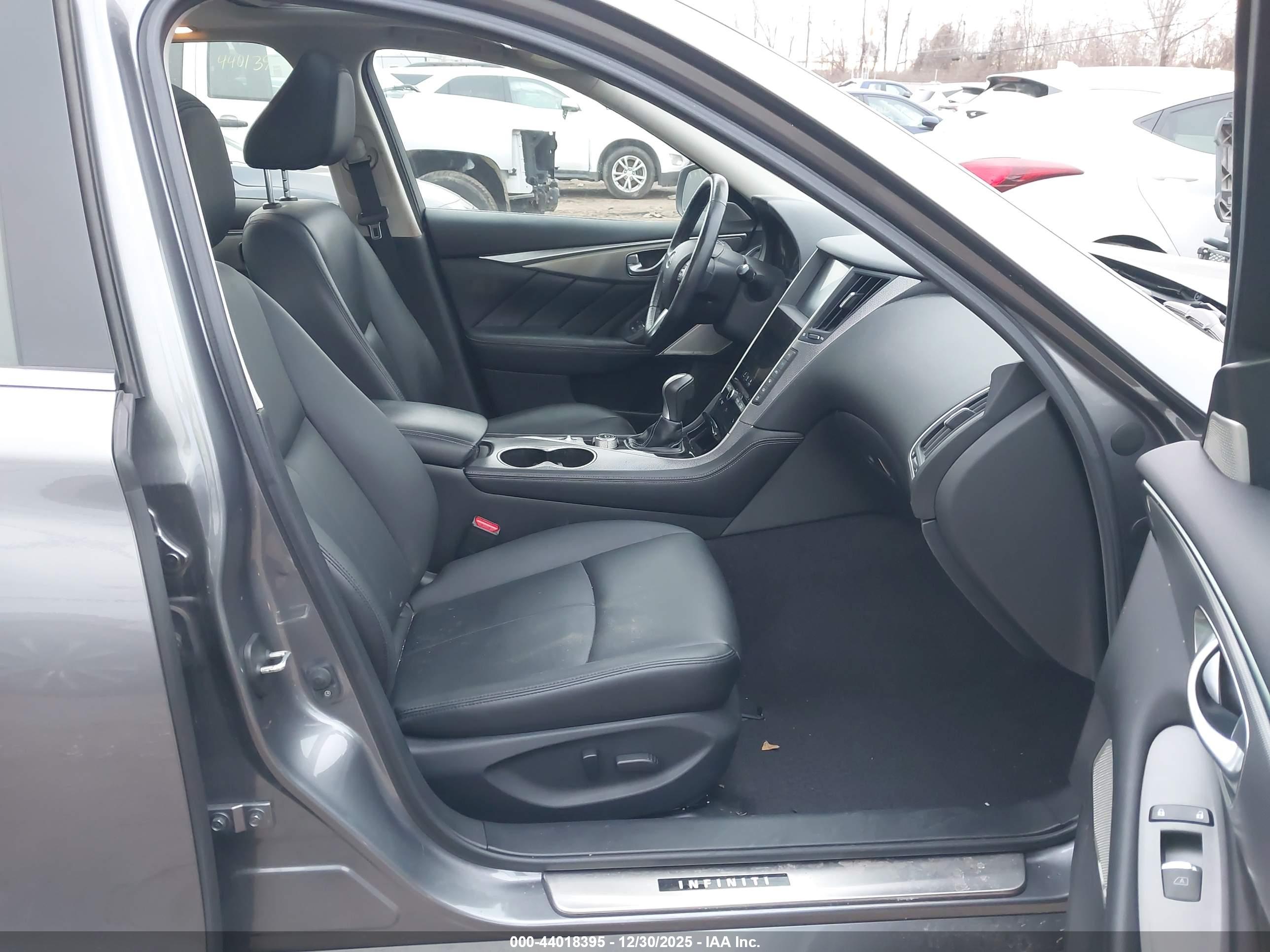 INFINITI Q50 image 5