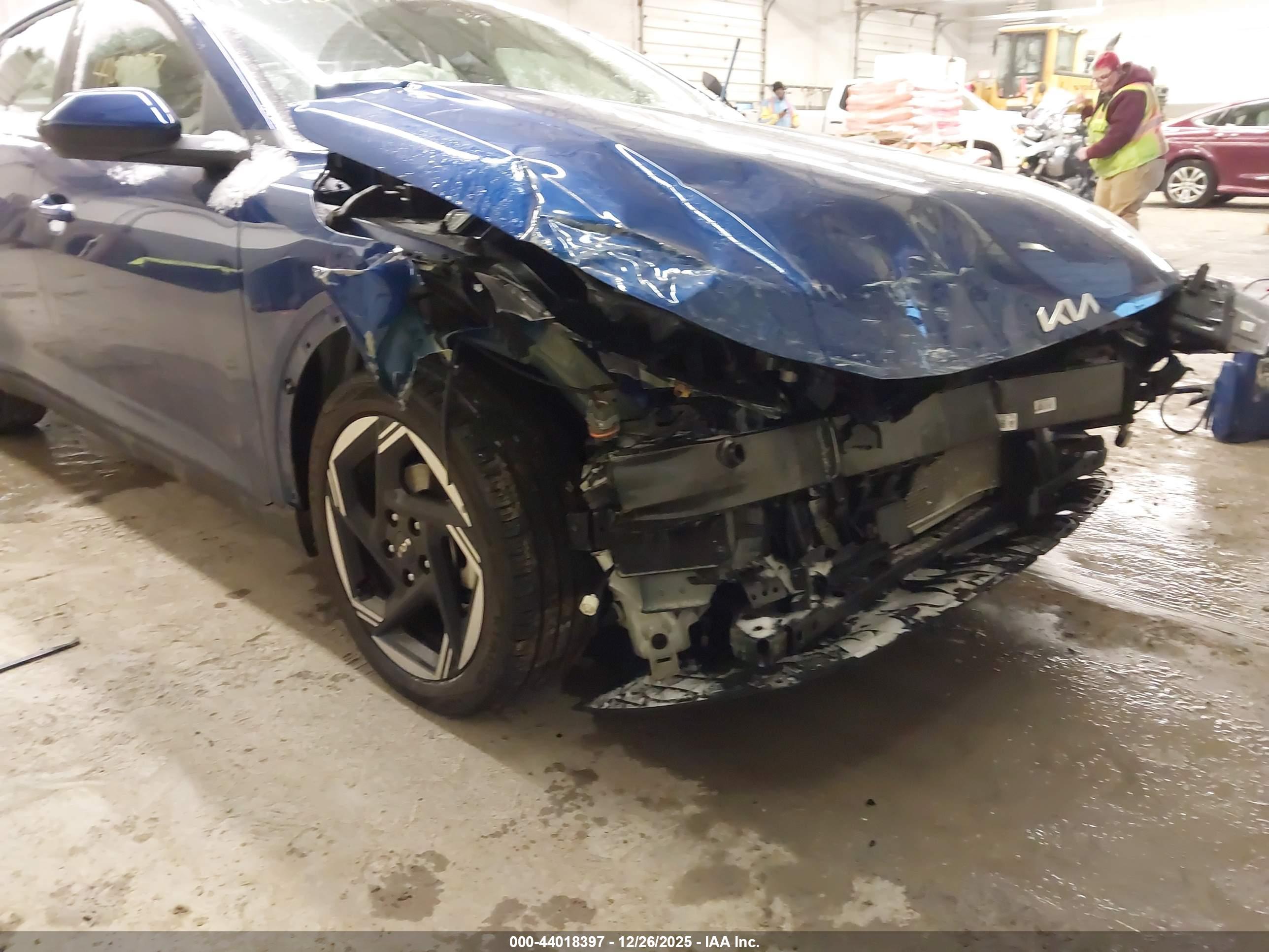 KIA K4 image 6