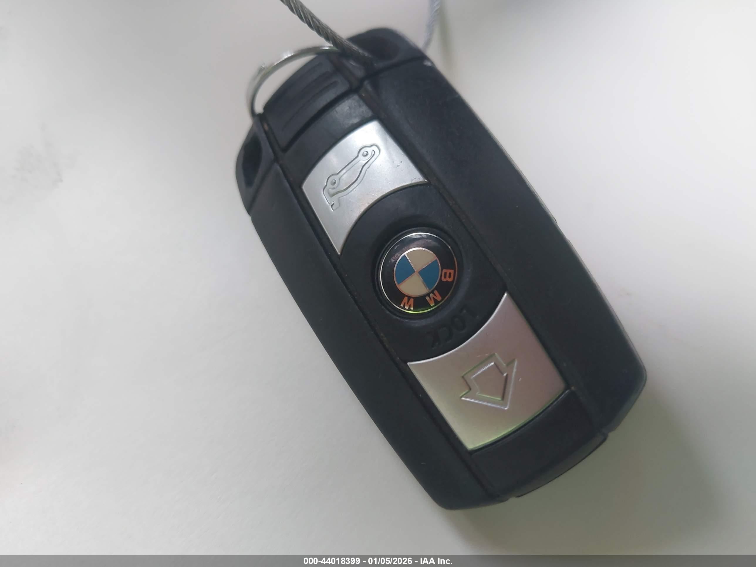 BMW 328I image 11