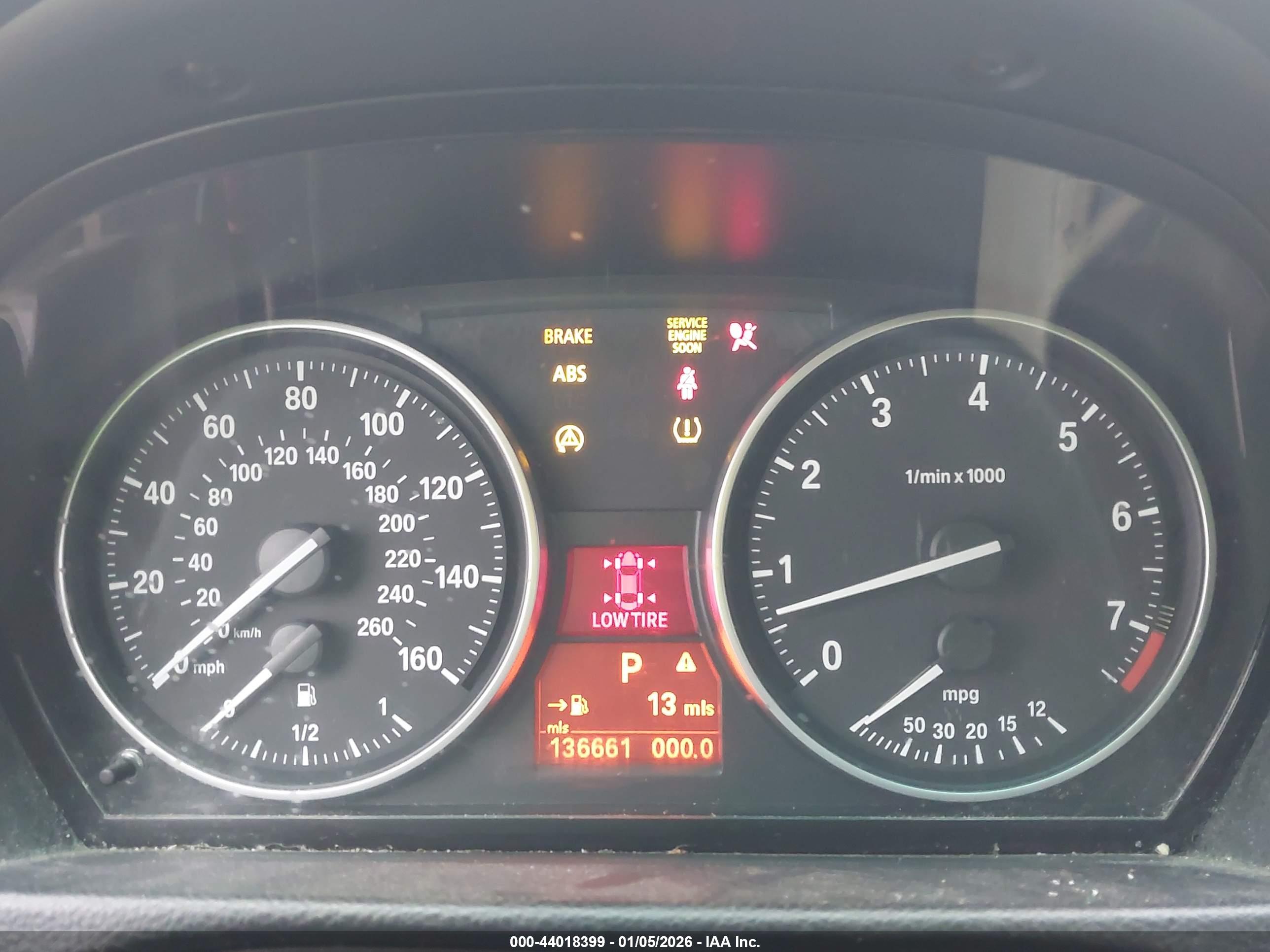 BMW 328I image 7