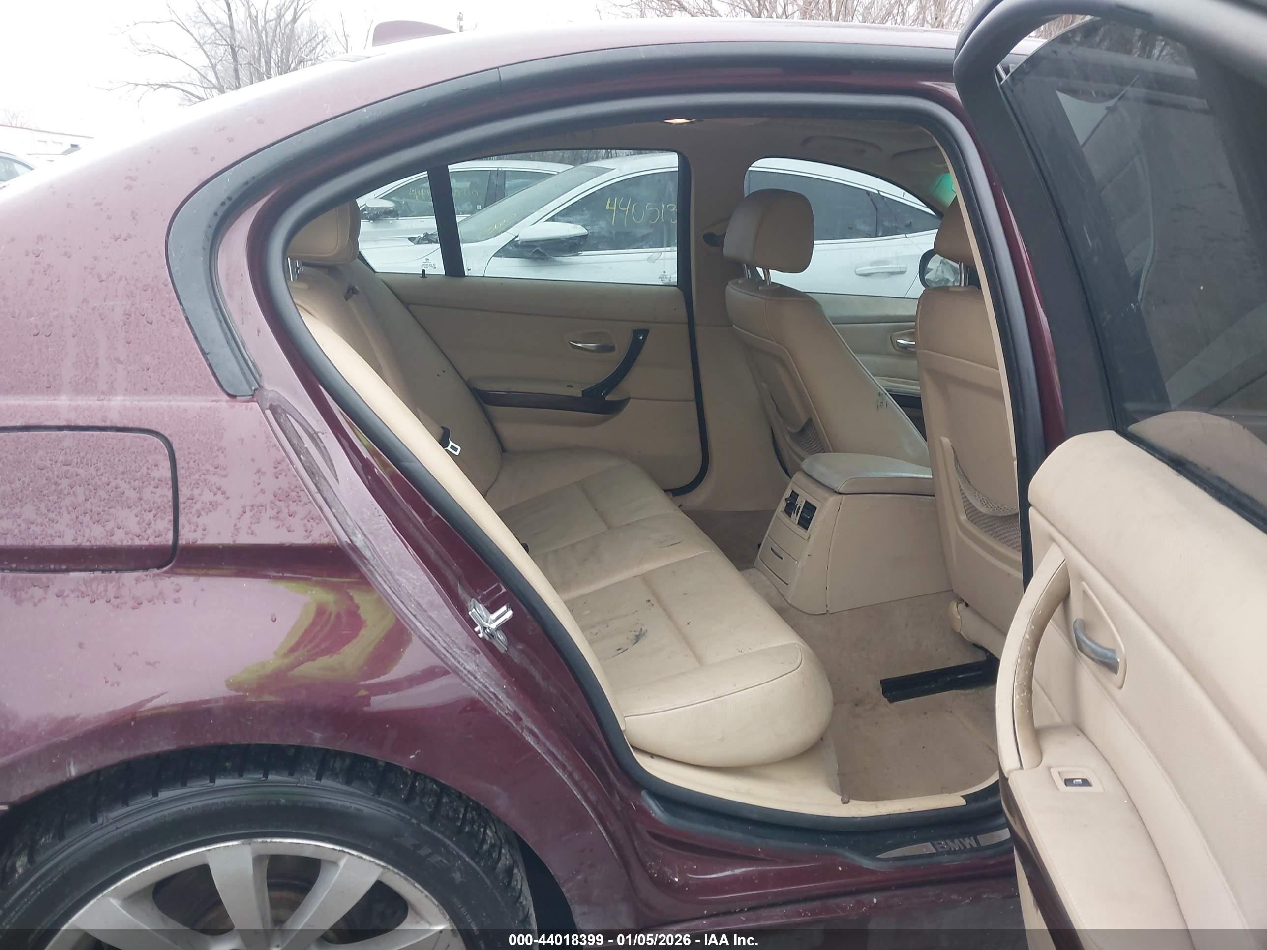 BMW 328I image 8