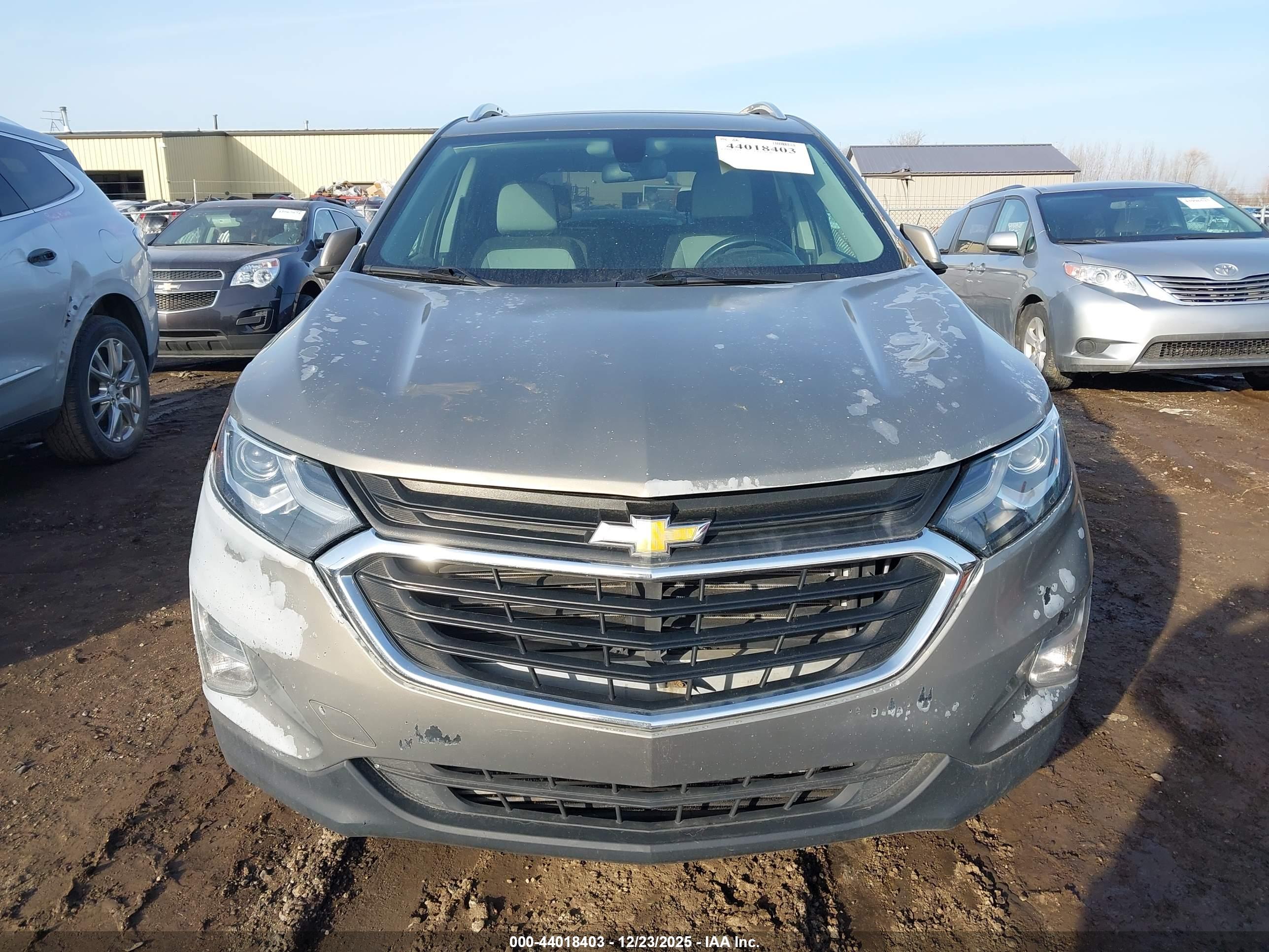 CHEVROLET EQUINOX image 6