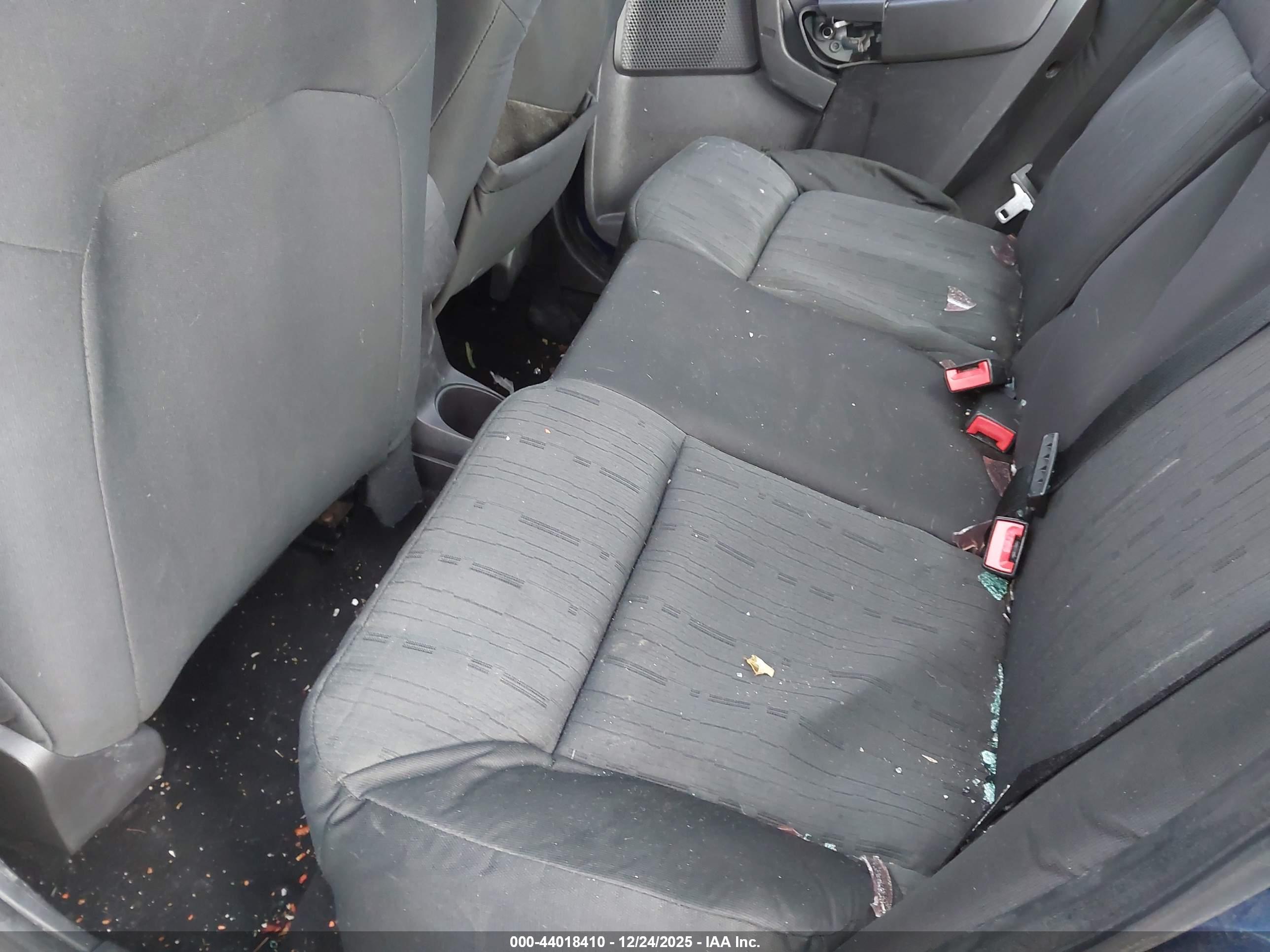 FORD FOCUS image 8