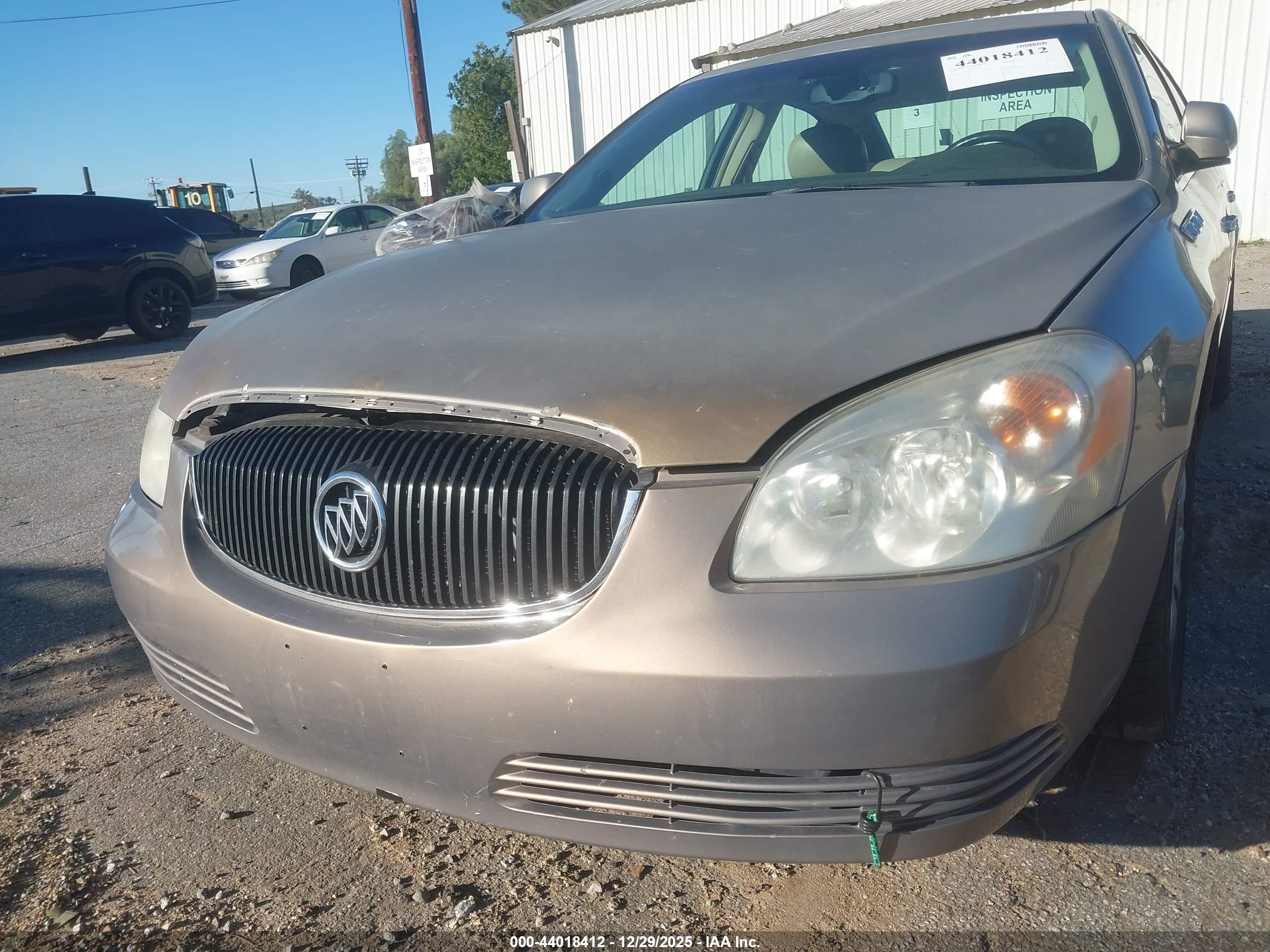 BUICK LUCERNE image 6