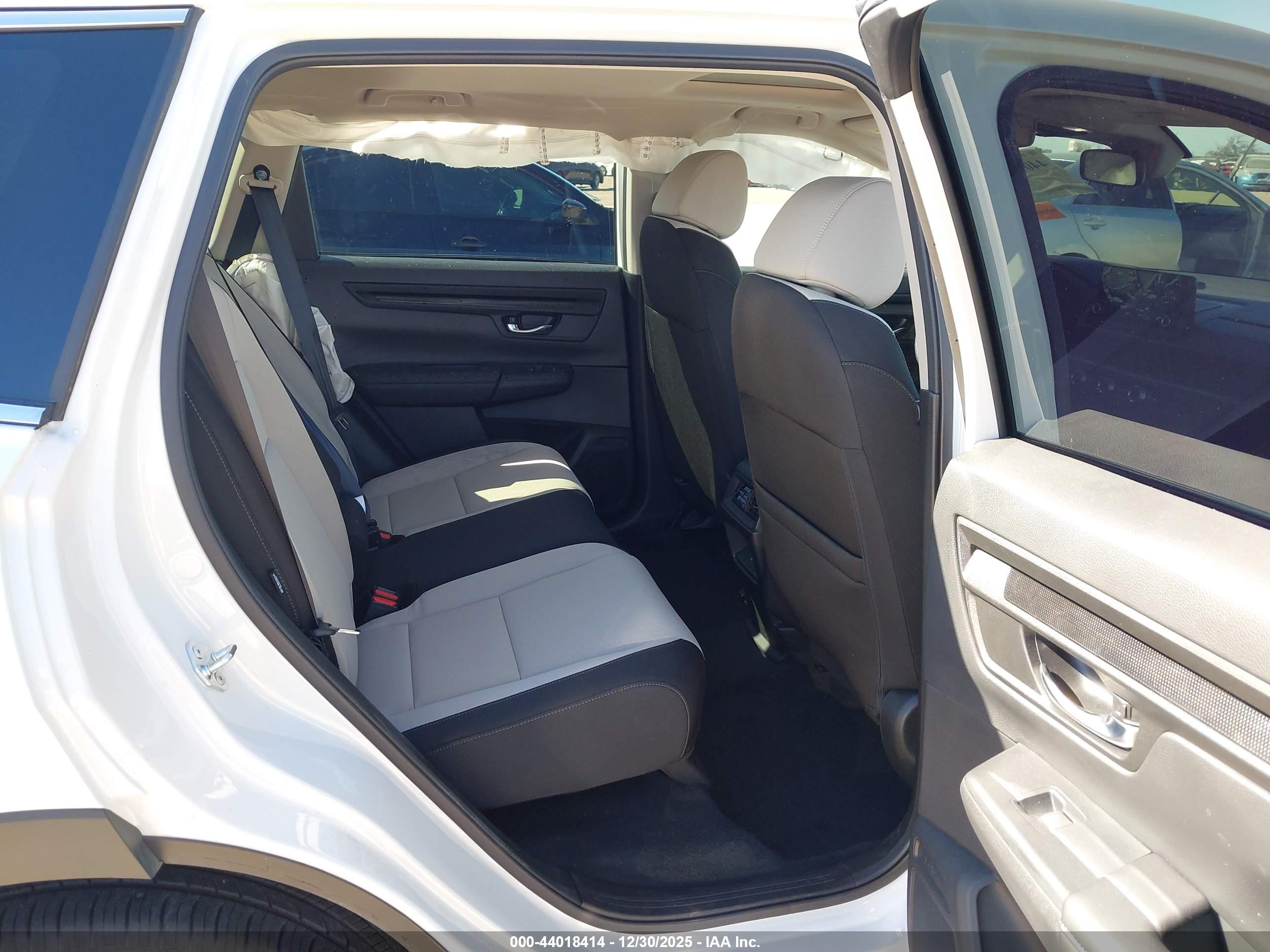 HONDA CR-V image 8