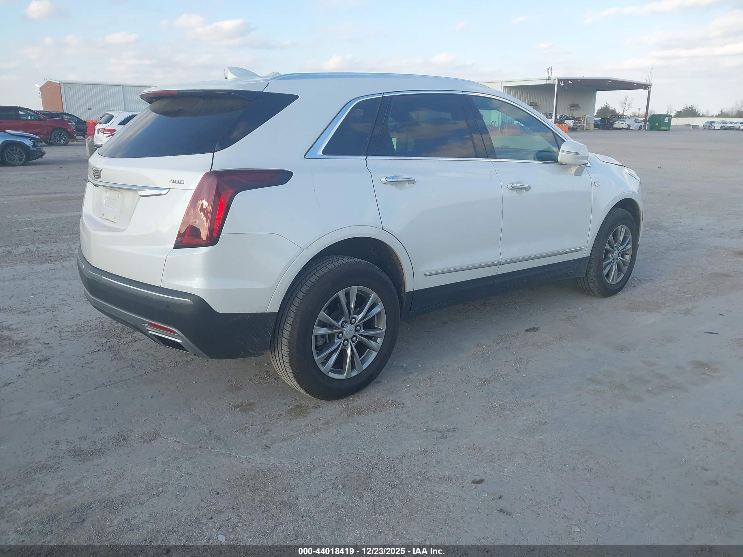 CADILLAC XT5 image 4