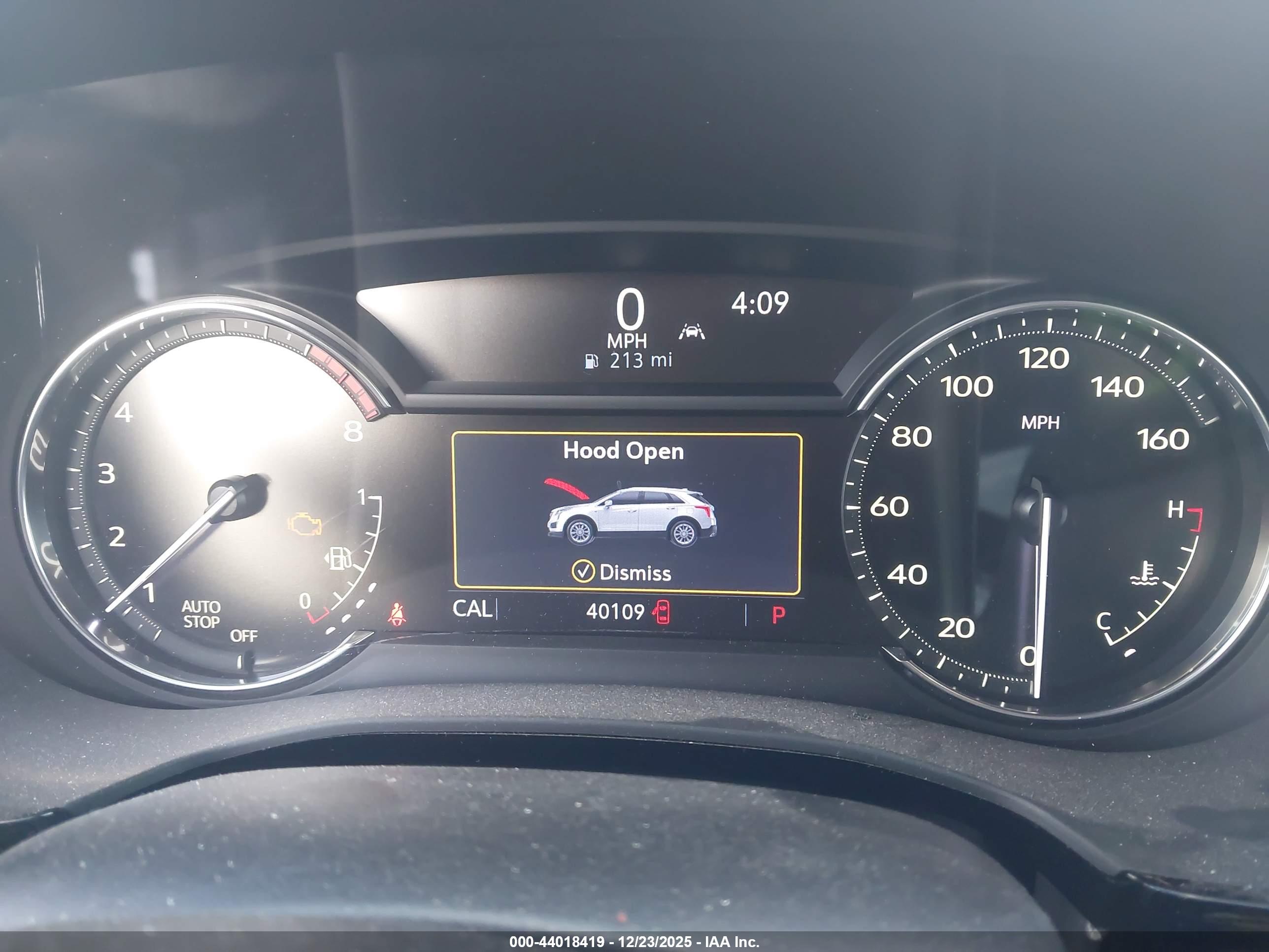 CADILLAC XT5 image 7