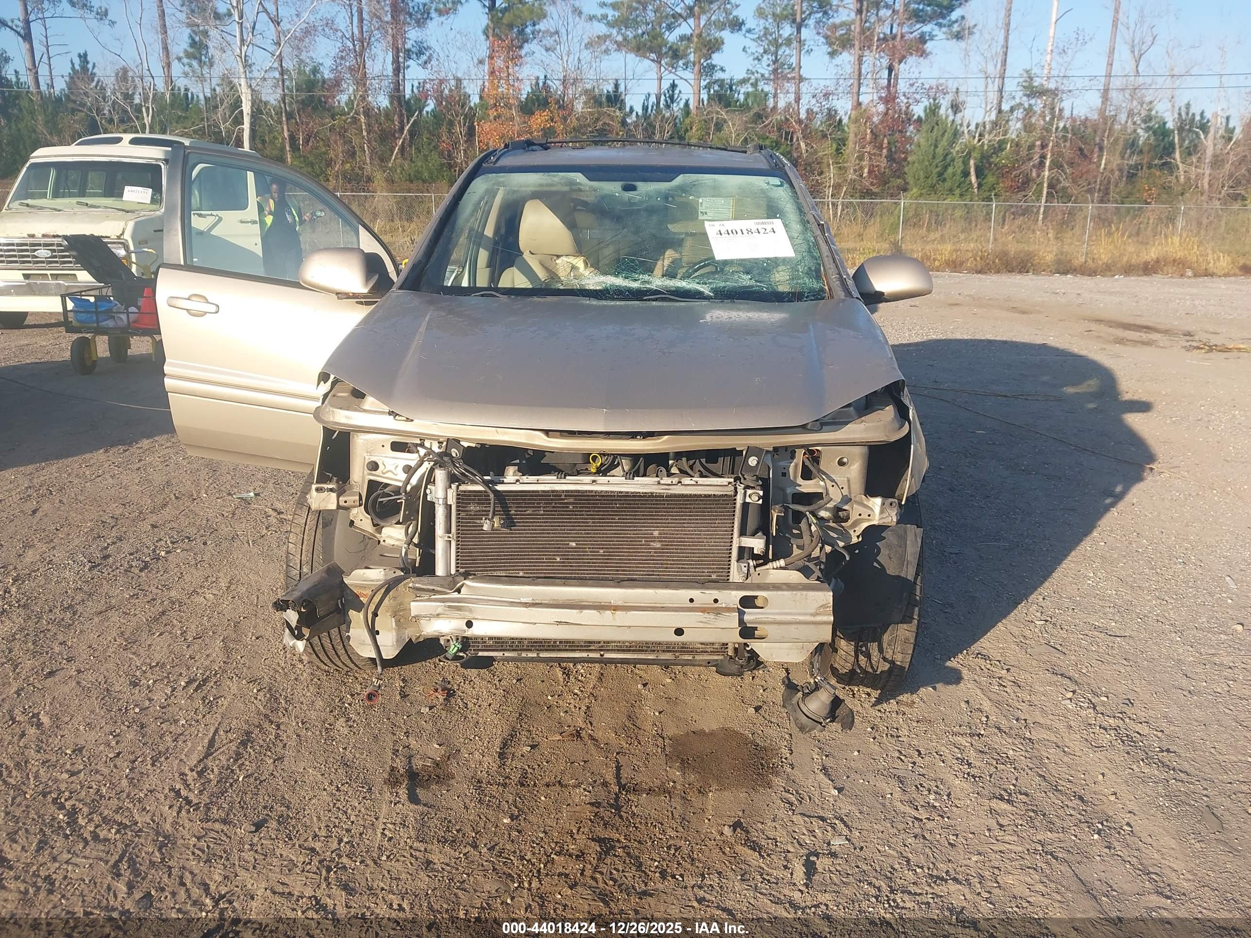 CHEVROLET EQUINOX image 6