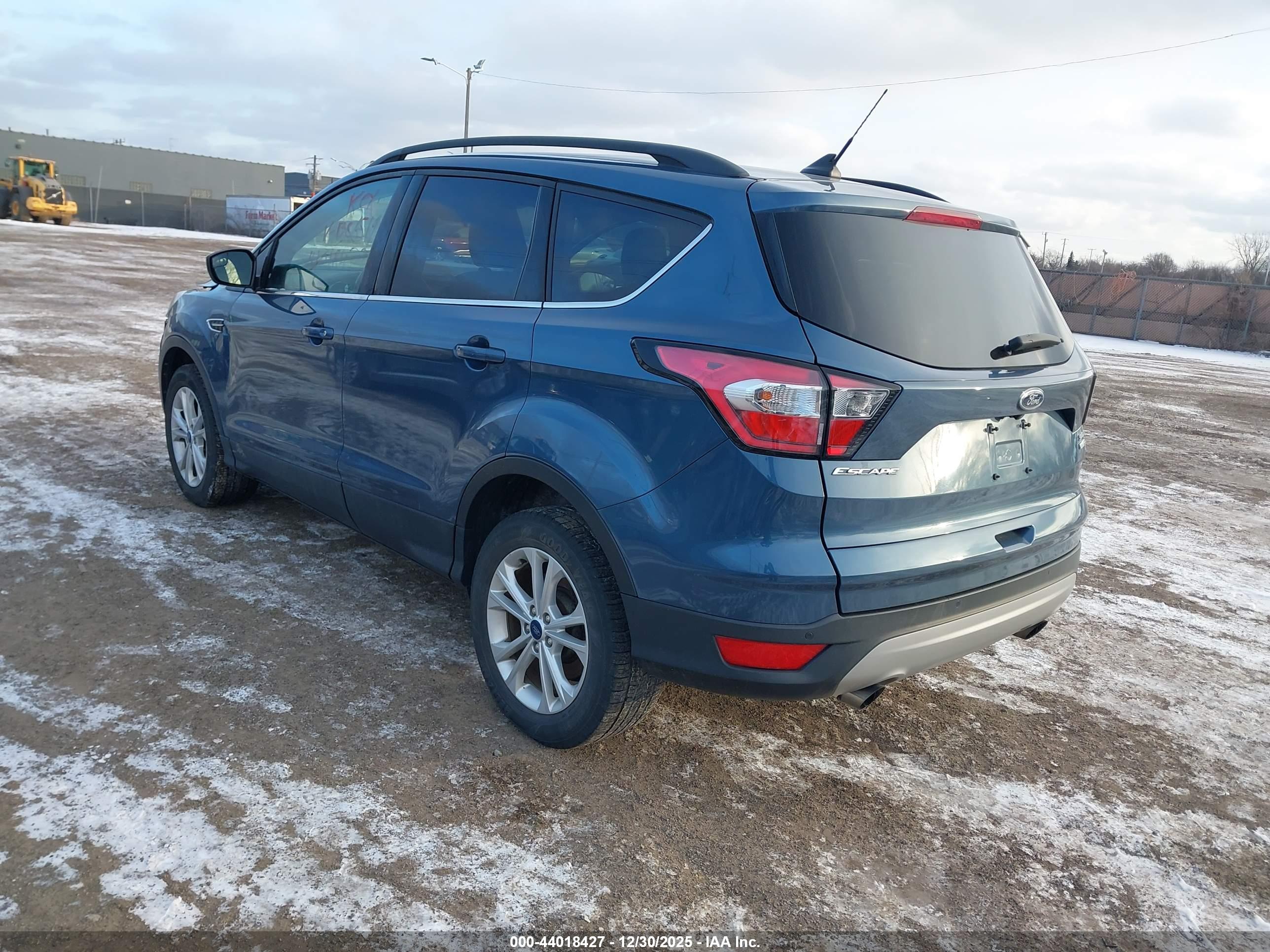 FORD ESCAPE image 3