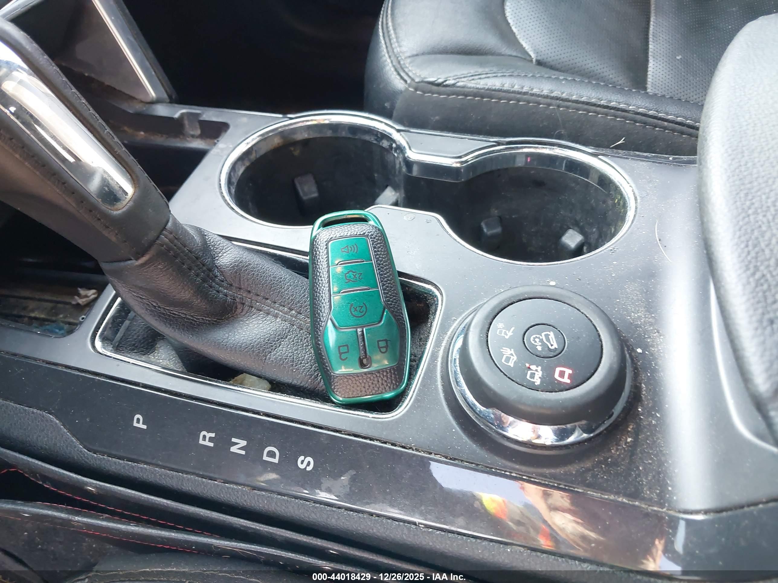 FORD EXPLORER image 11