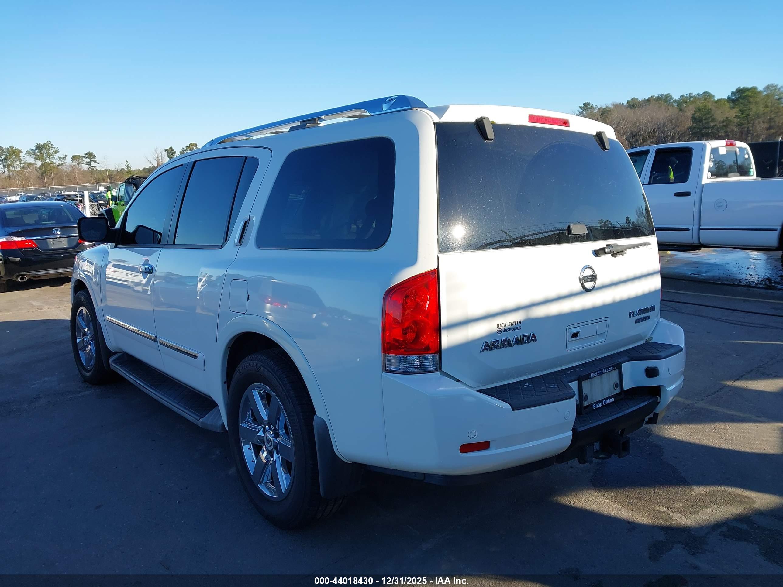 NISSAN ARMADA image 3