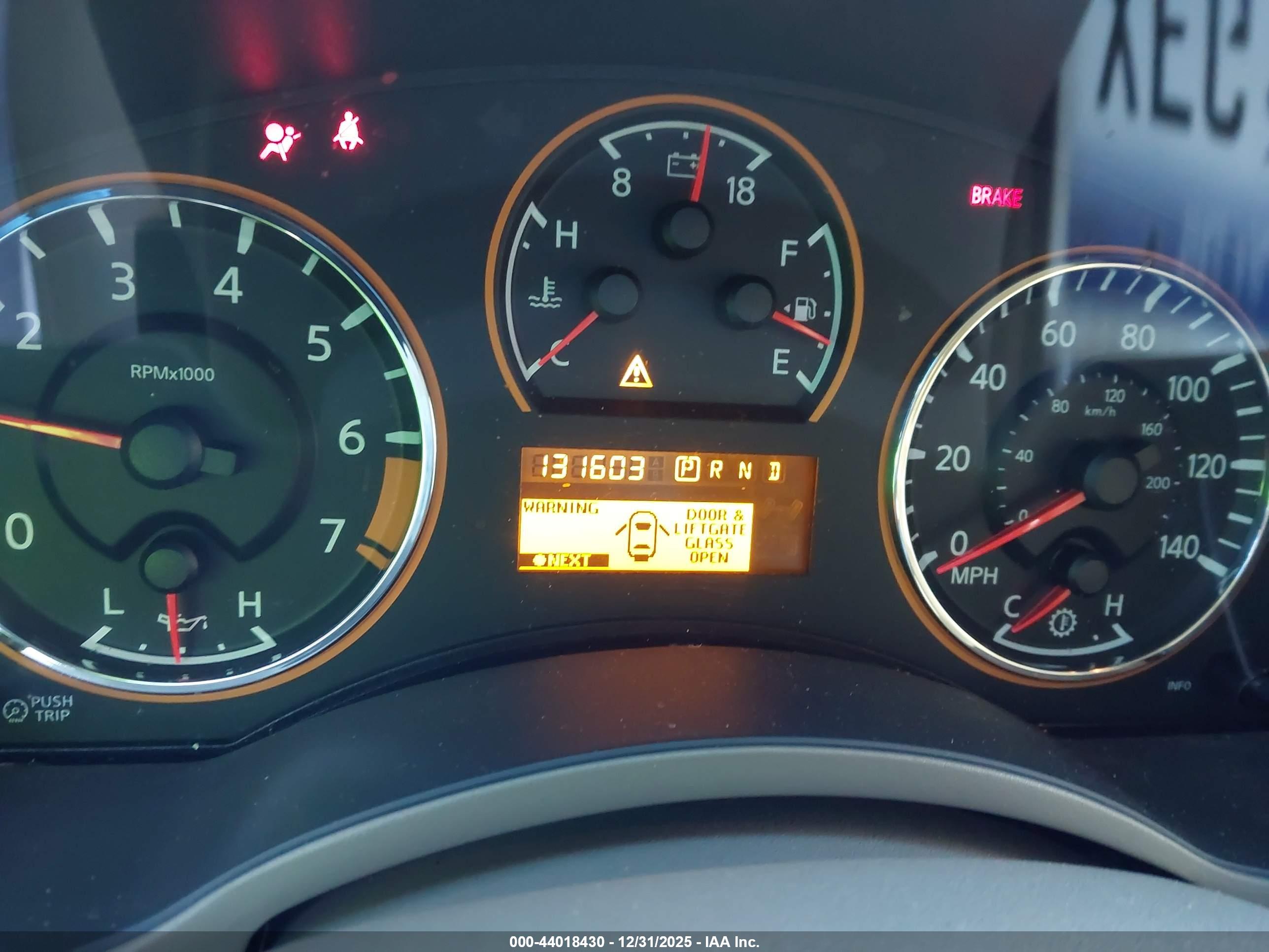 NISSAN ARMADA image 7